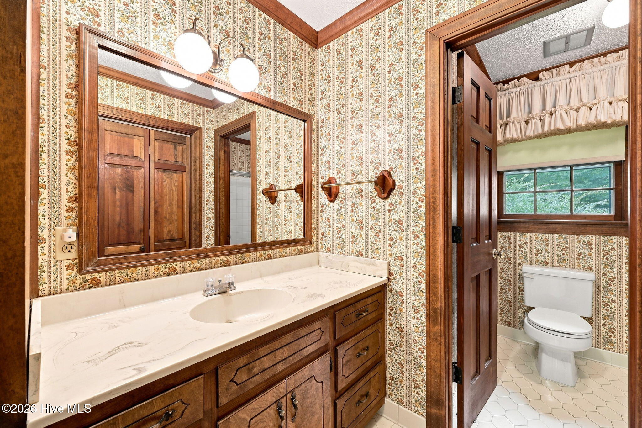 111 Robin Road Property Photo 39