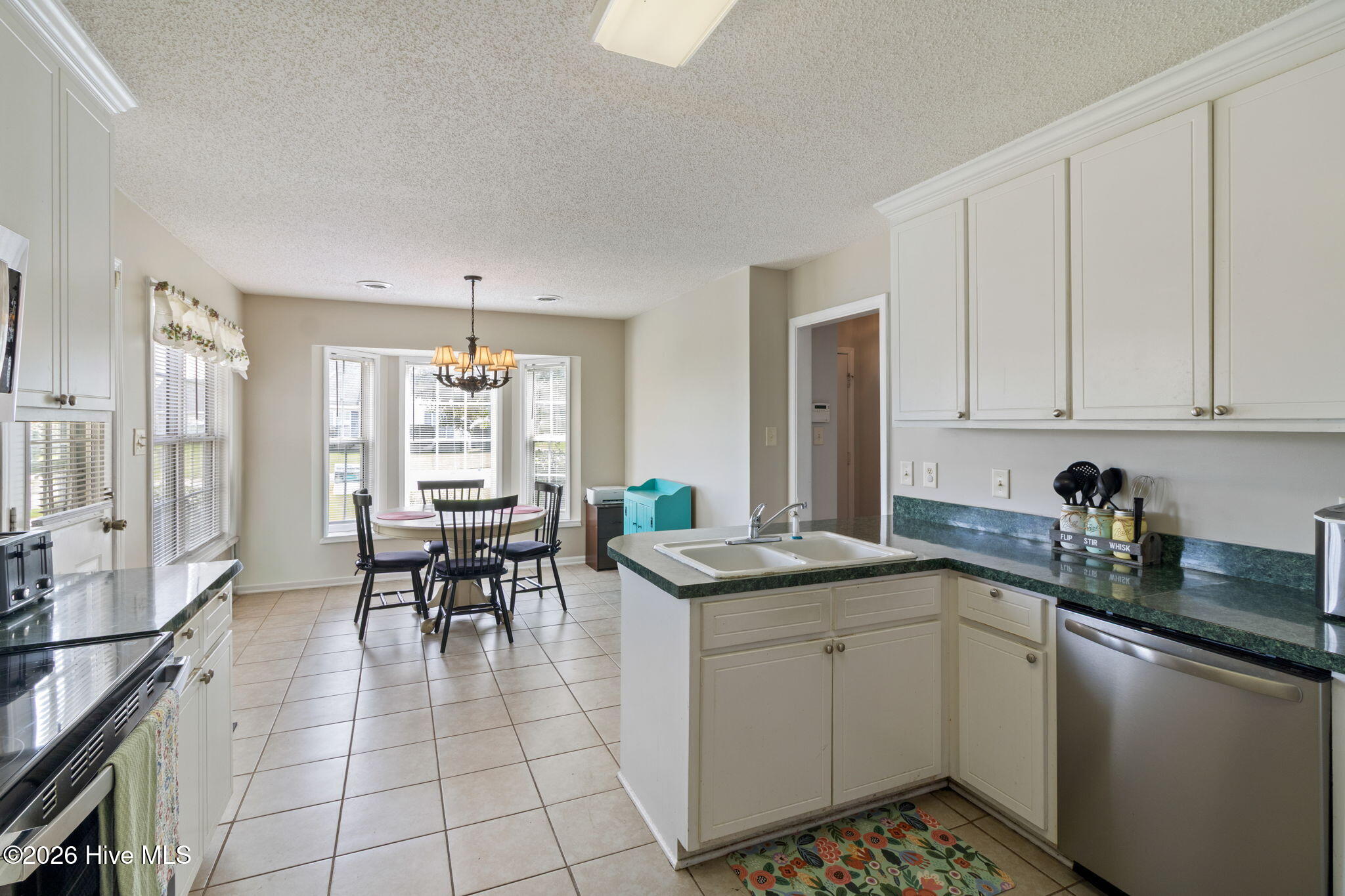 1112 Centipede Drive Property Photo 12