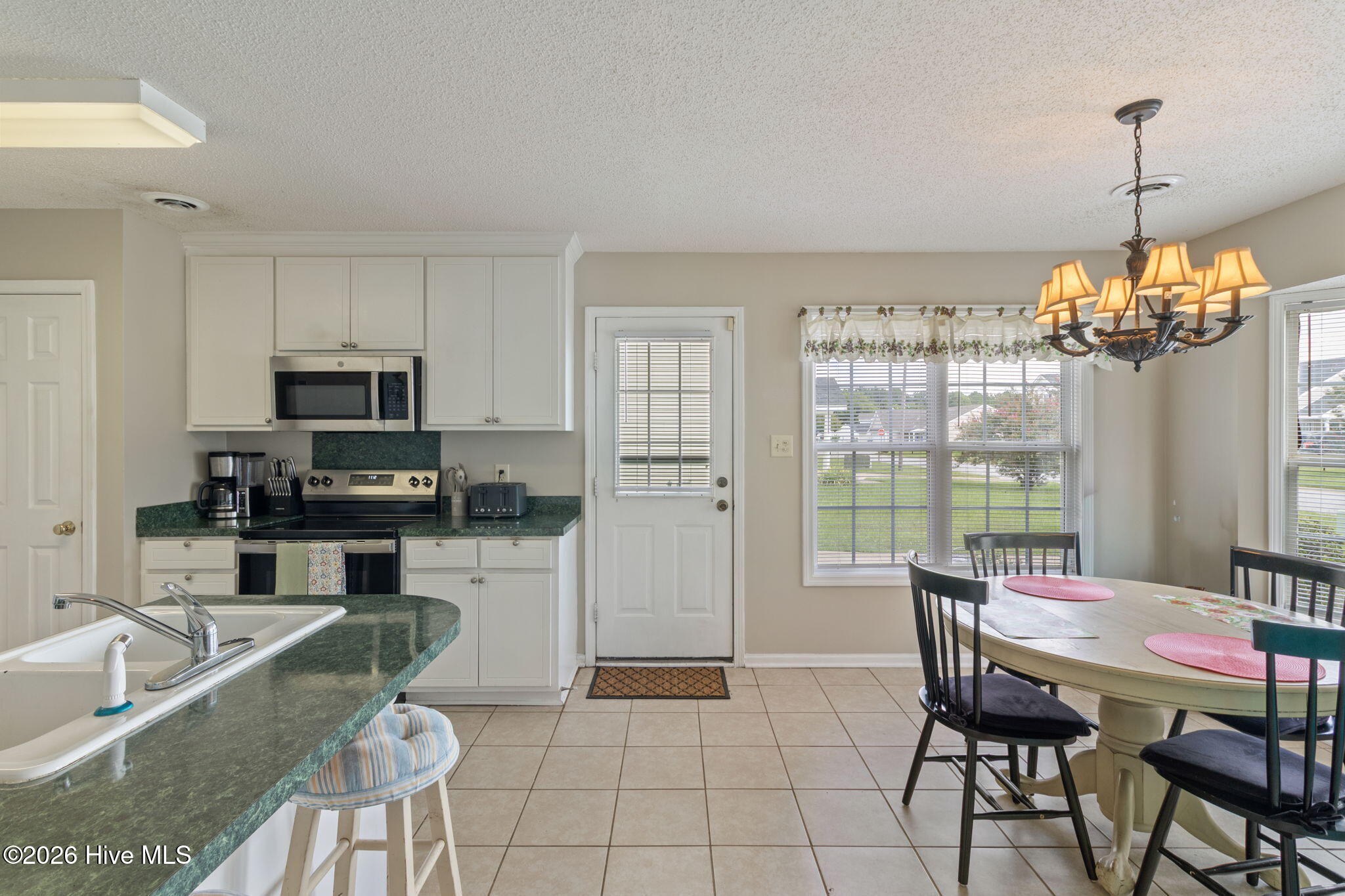 1112 Centipede Drive Property Photo 13