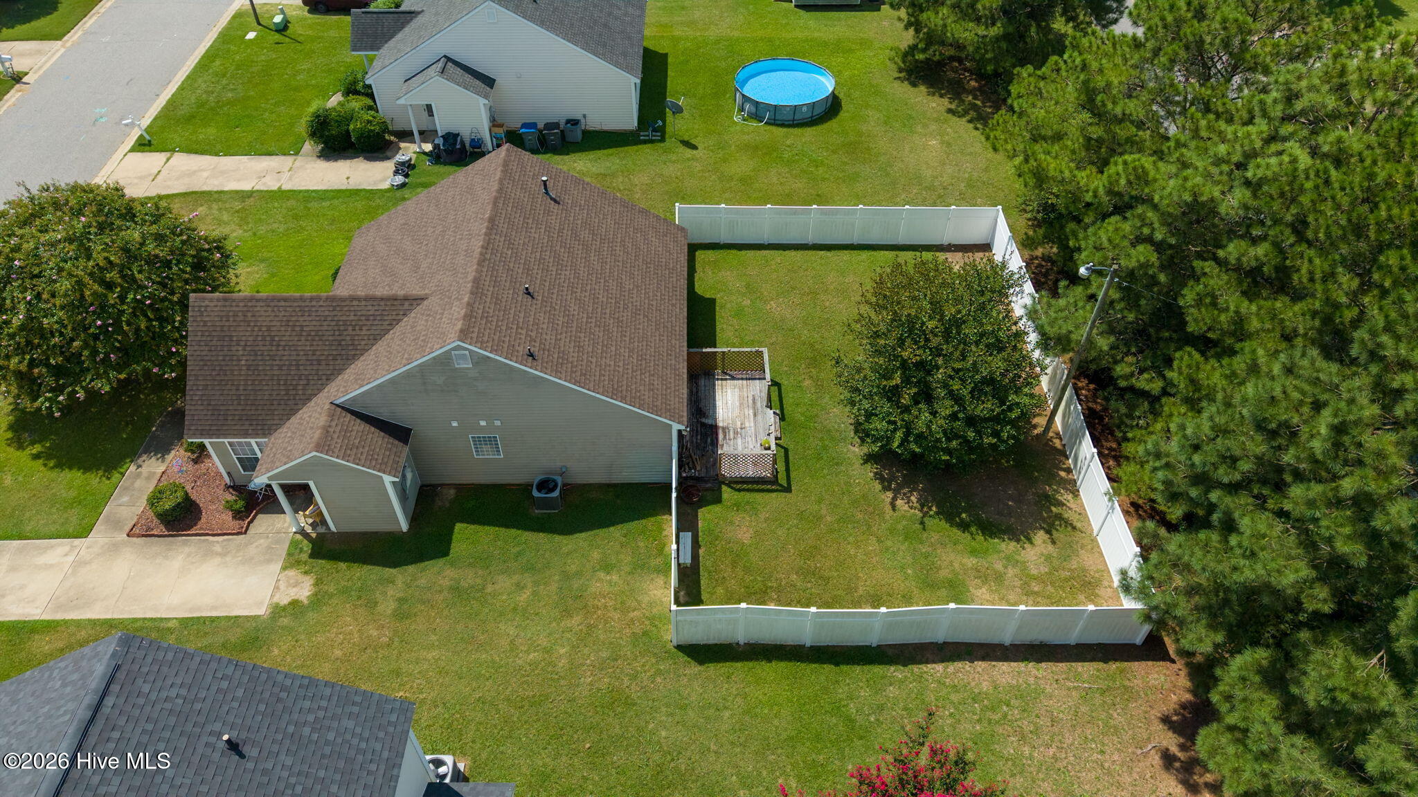 1112 Centipede Drive Property Photo 33