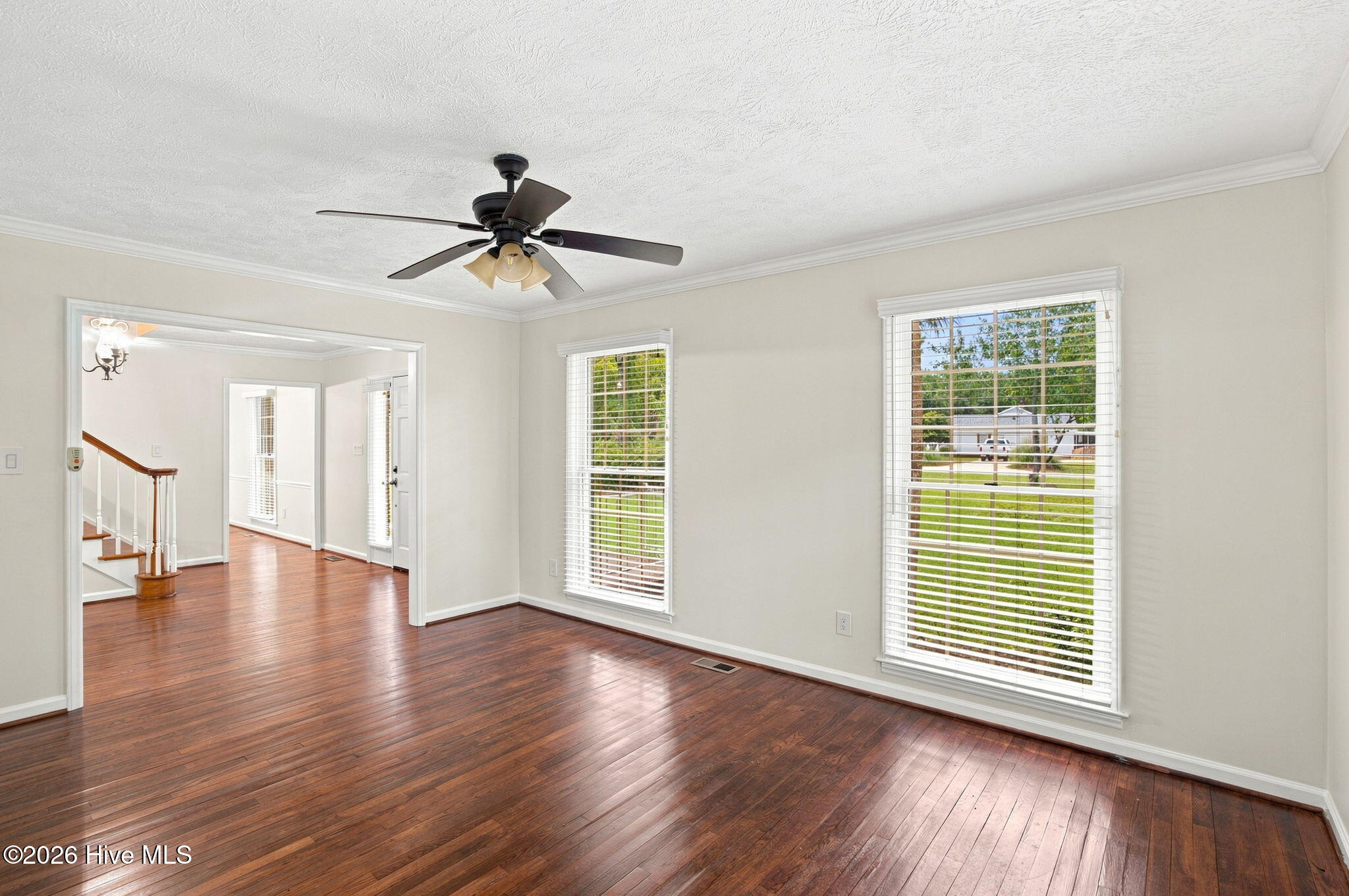 137 River Oaks Drive Property Photo 6