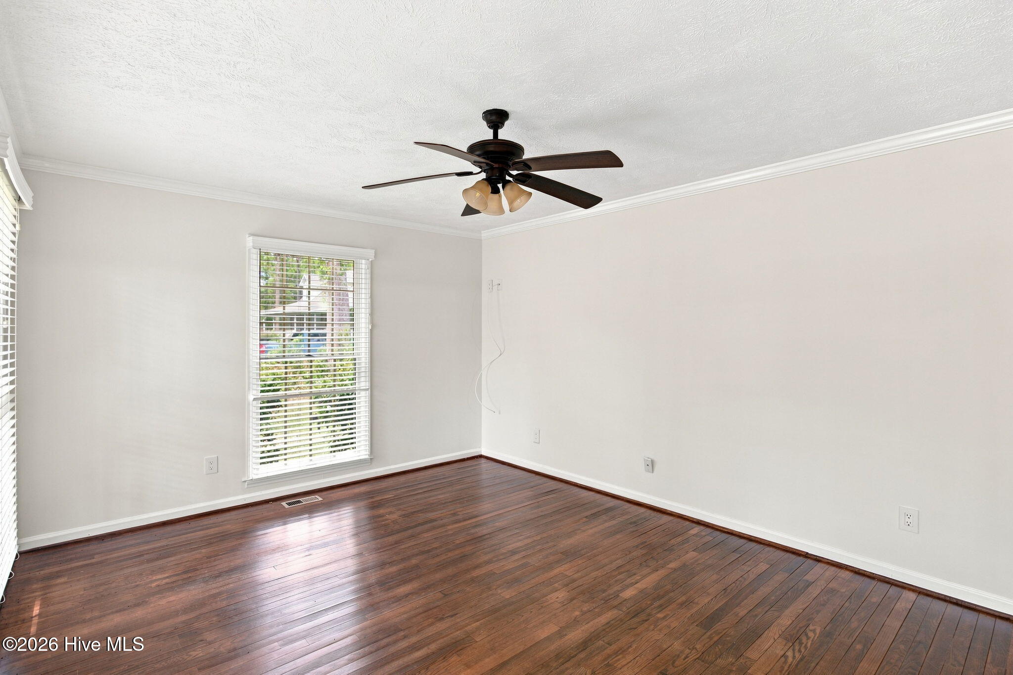 137 River Oaks Drive Property Photo 7