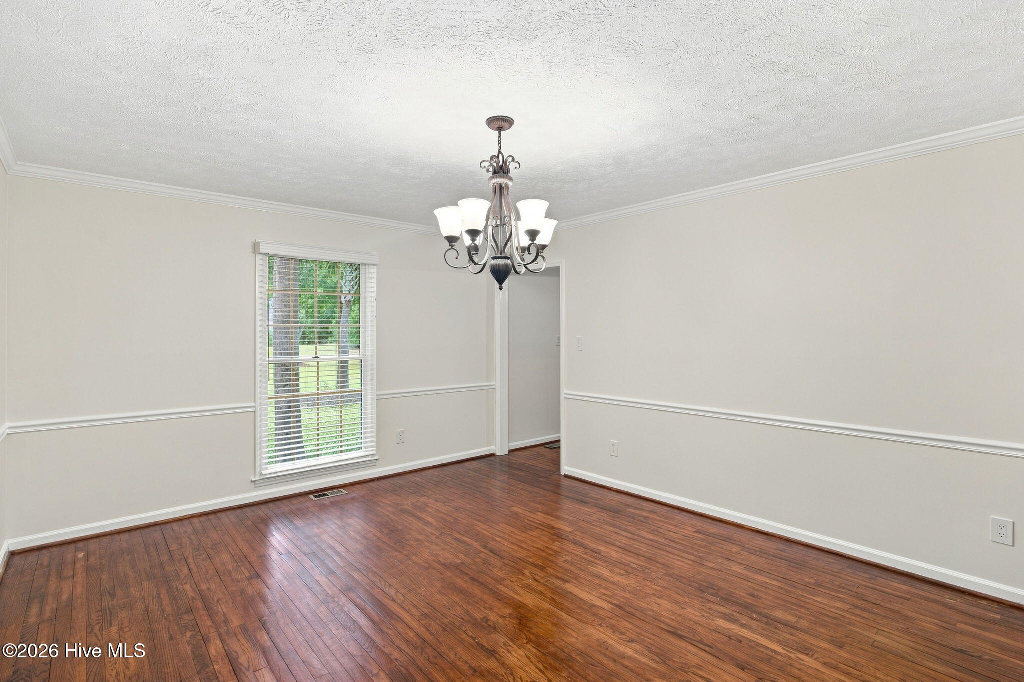 137 River Oaks Drive Property Photo 8