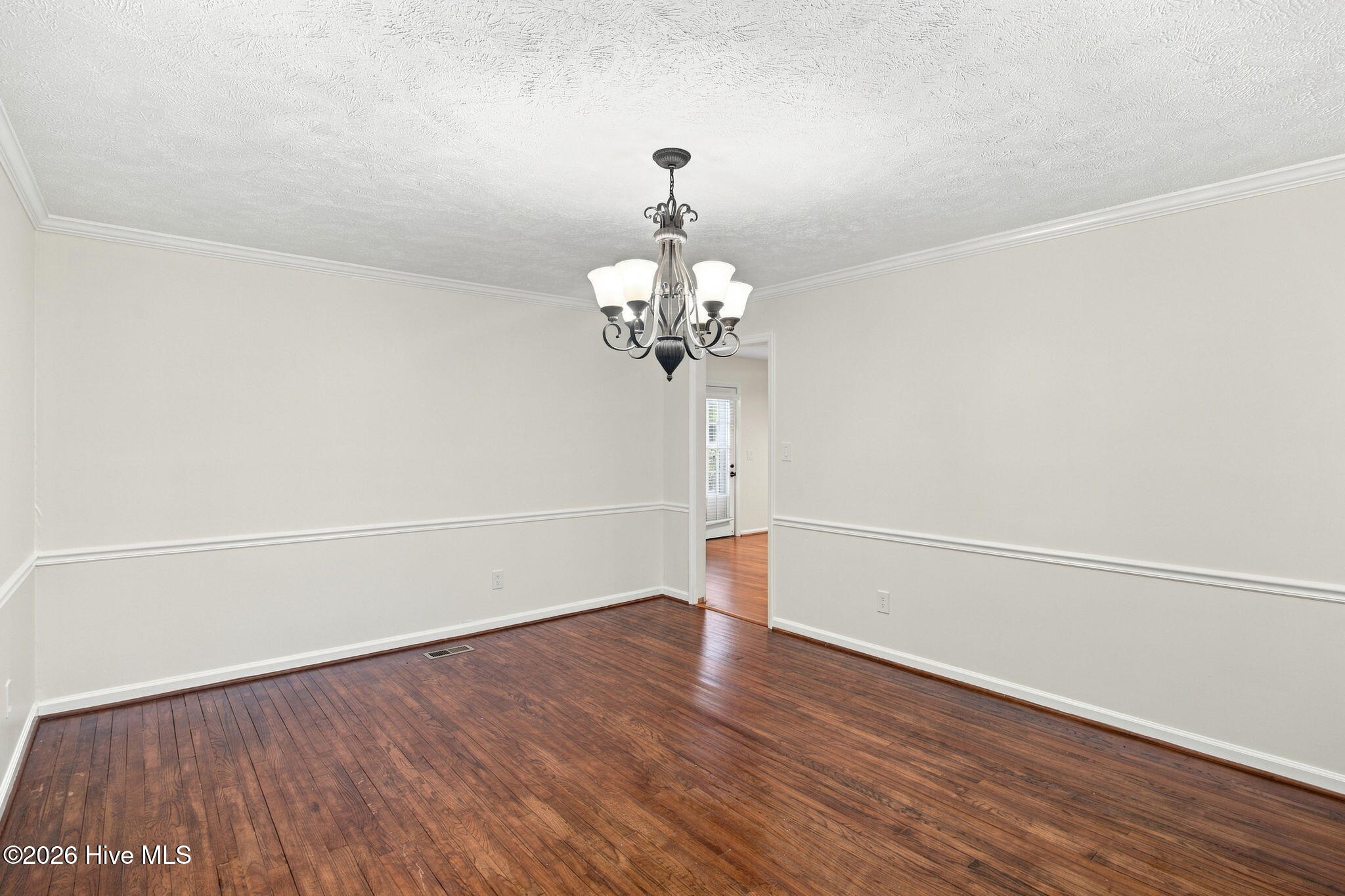 137 River Oaks Drive Property Photo 9