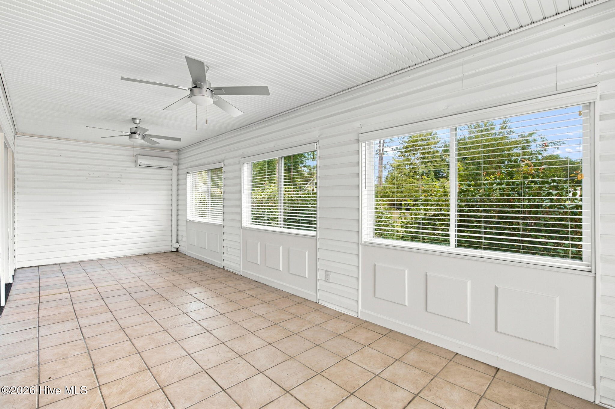 137 River Oaks Drive Property Photo 14