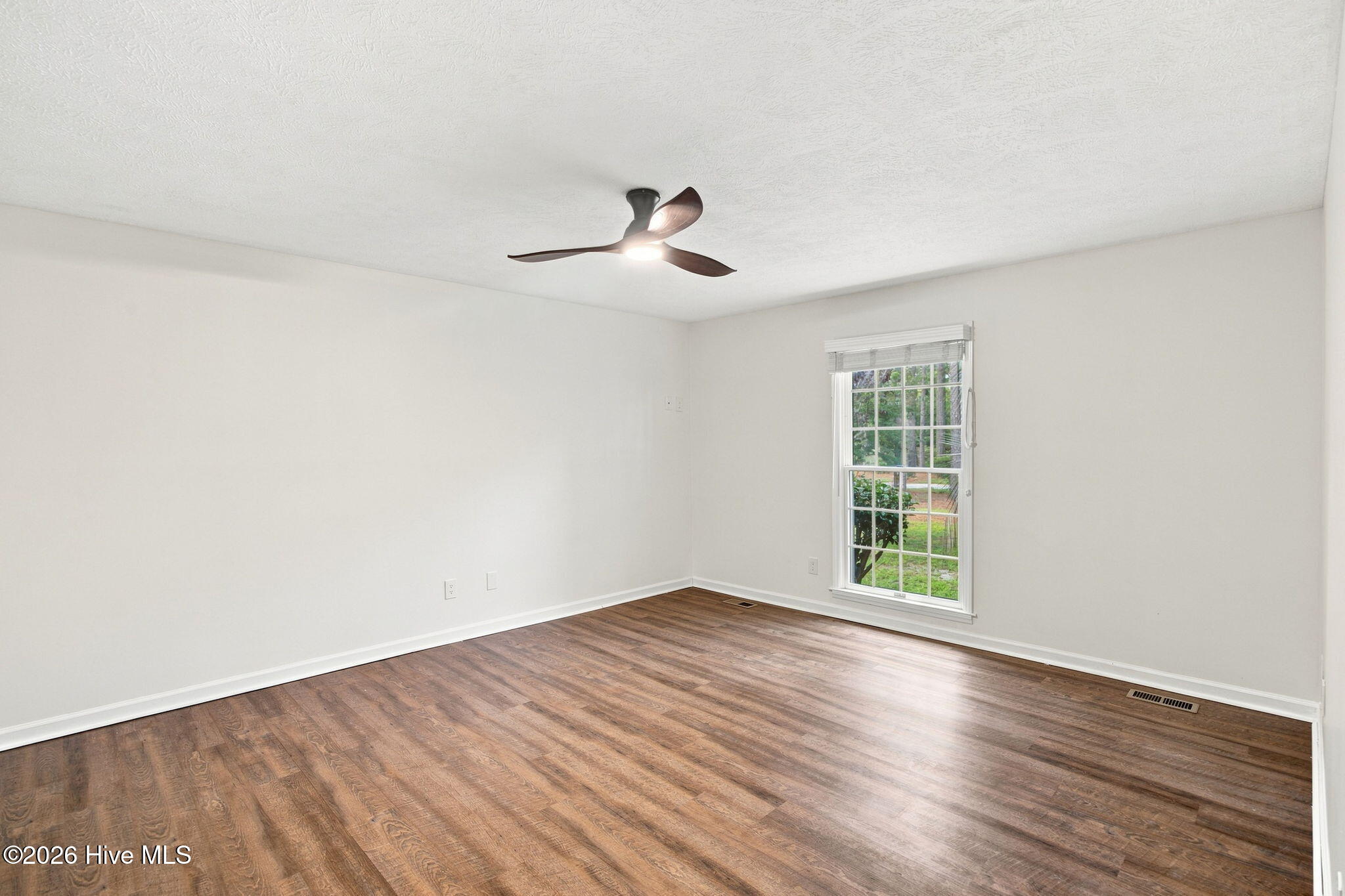 137 River Oaks Drive Property Photo 26