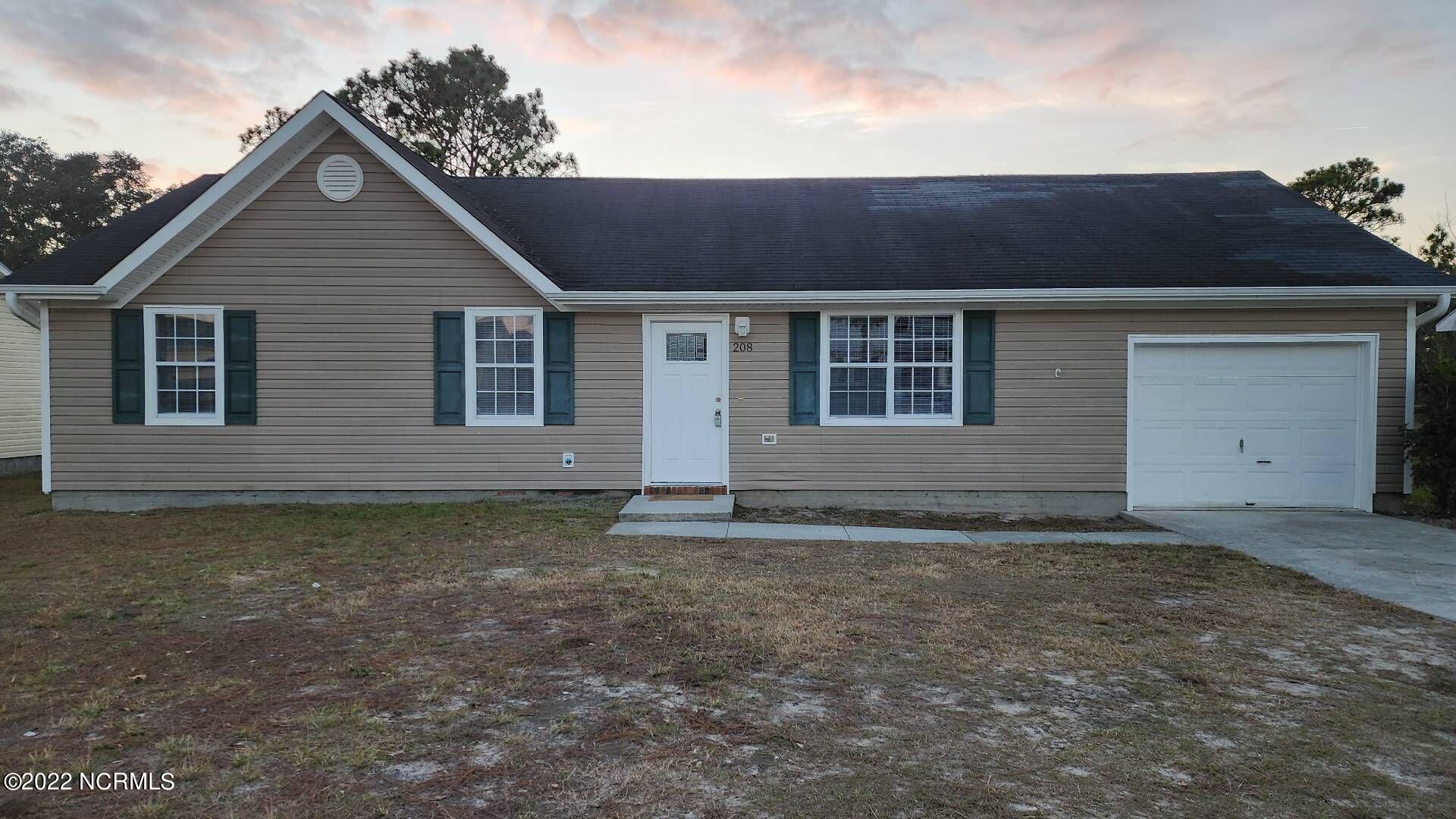 208 S Ginger Drive Property Photo 1