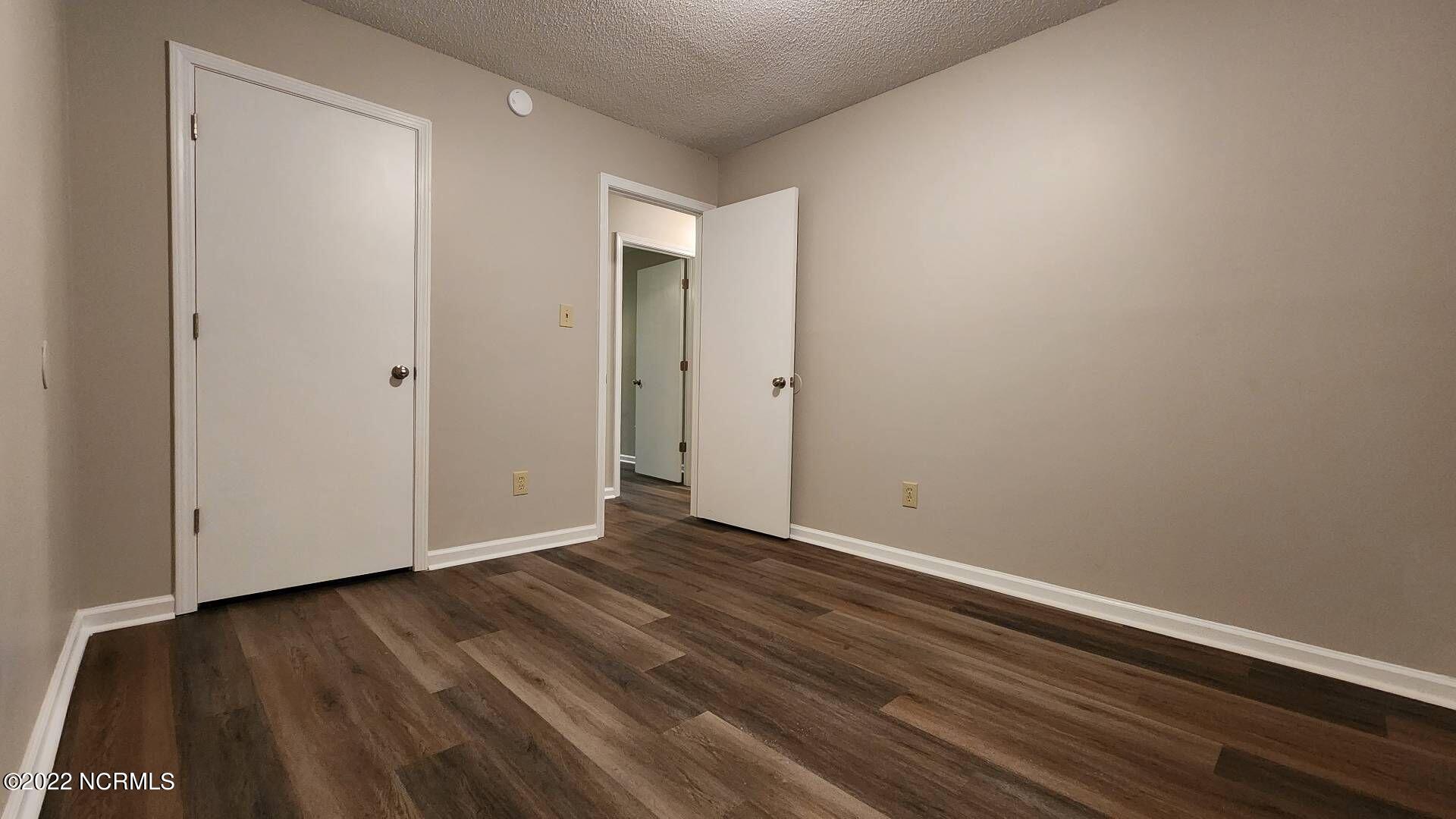 208 S Ginger Drive Property Photo 14