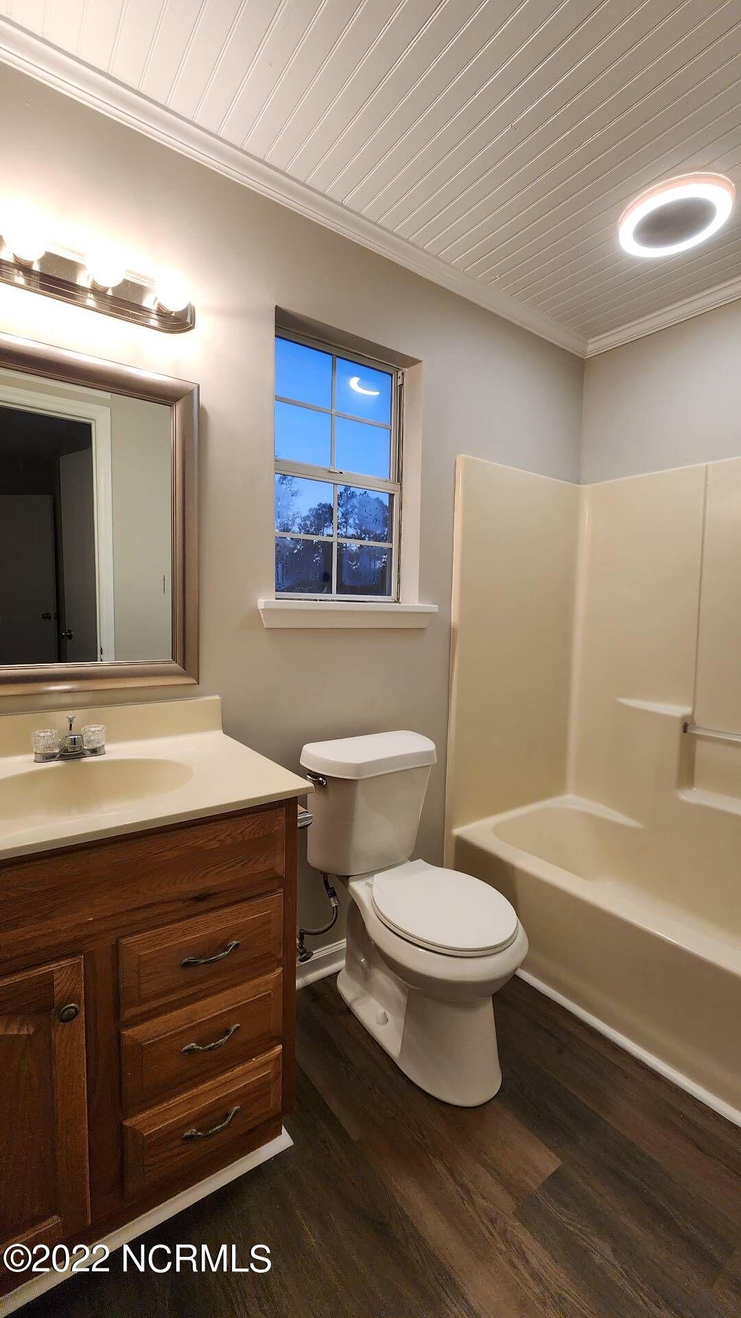 208 S Ginger Drive Property Photo 17