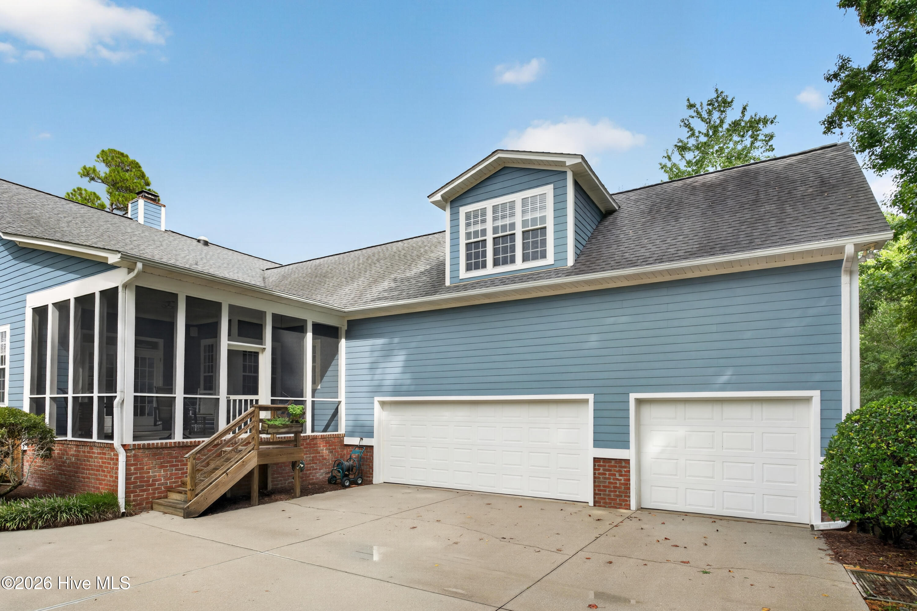 314 Bayfield Drive Property Photo 45