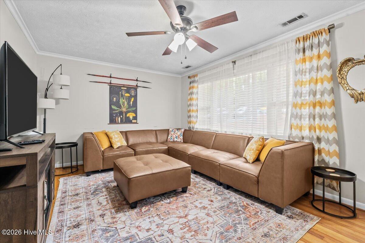 435 Midland Road Property Photo 4