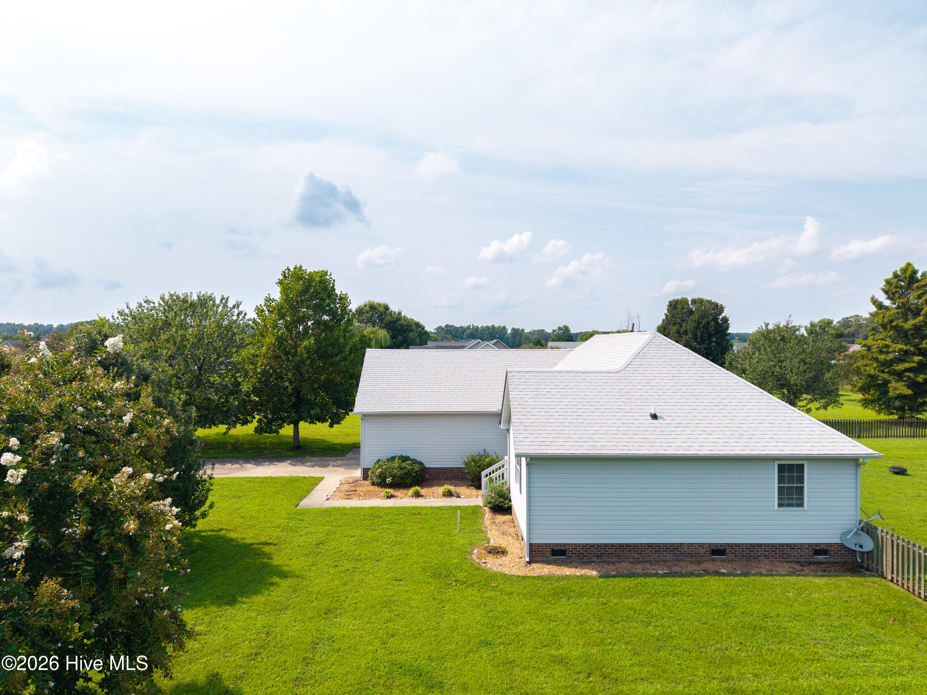 211 Smith Drive Property Photo 31