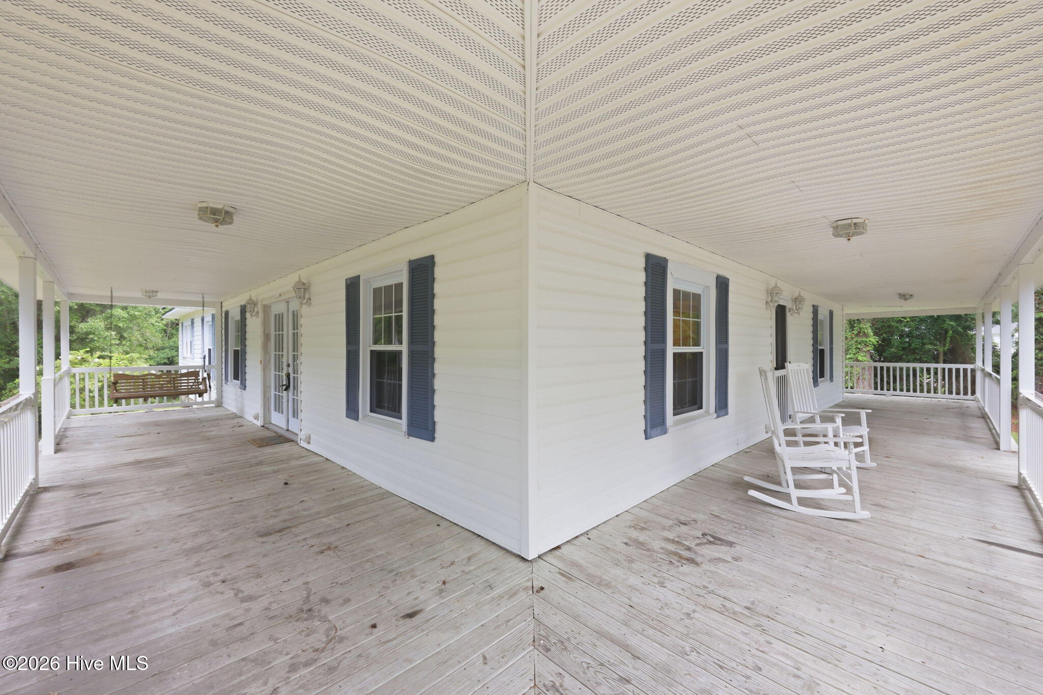 205 Streets Ferry Road Property Photo 4