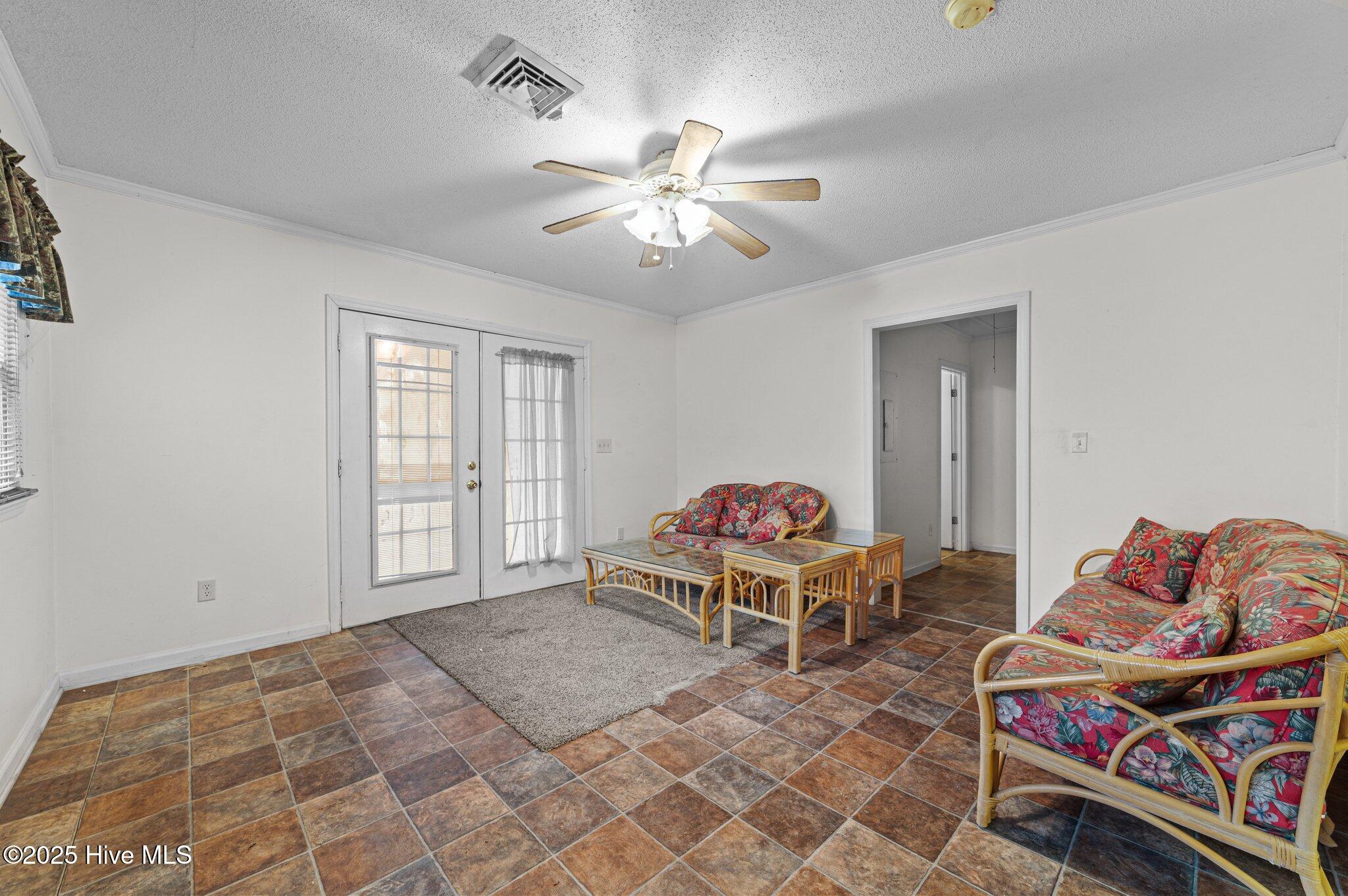 205 Streets Ferry Road Property Photo 18