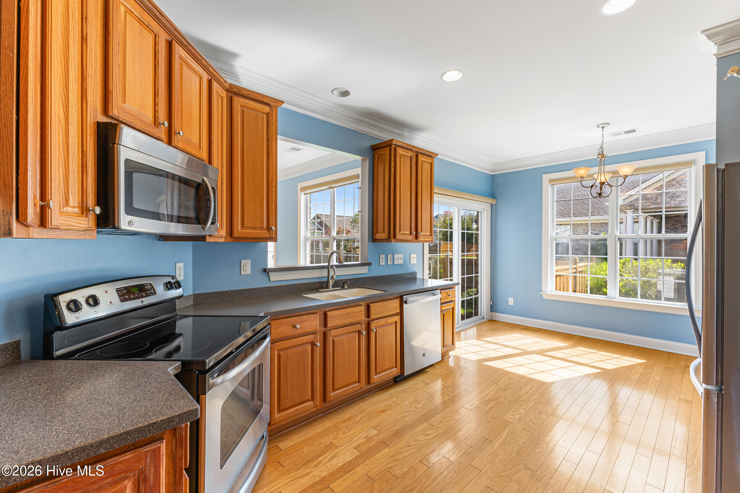 1003 Wellstone Court Property Photo 14