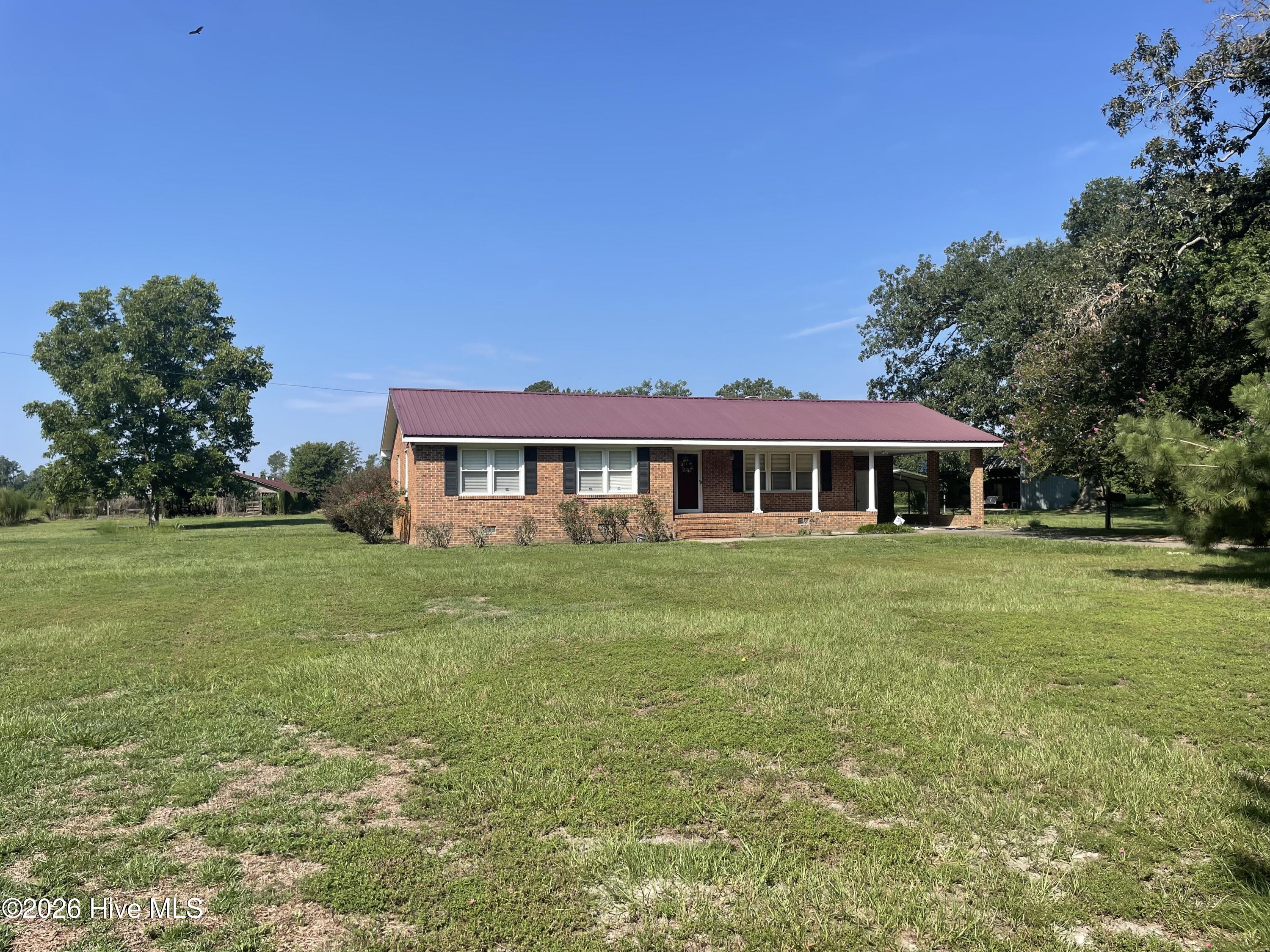 633 Beasleys Road Property Photo 1