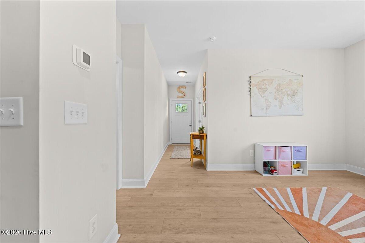 273 Dona Drive Property Photo 4