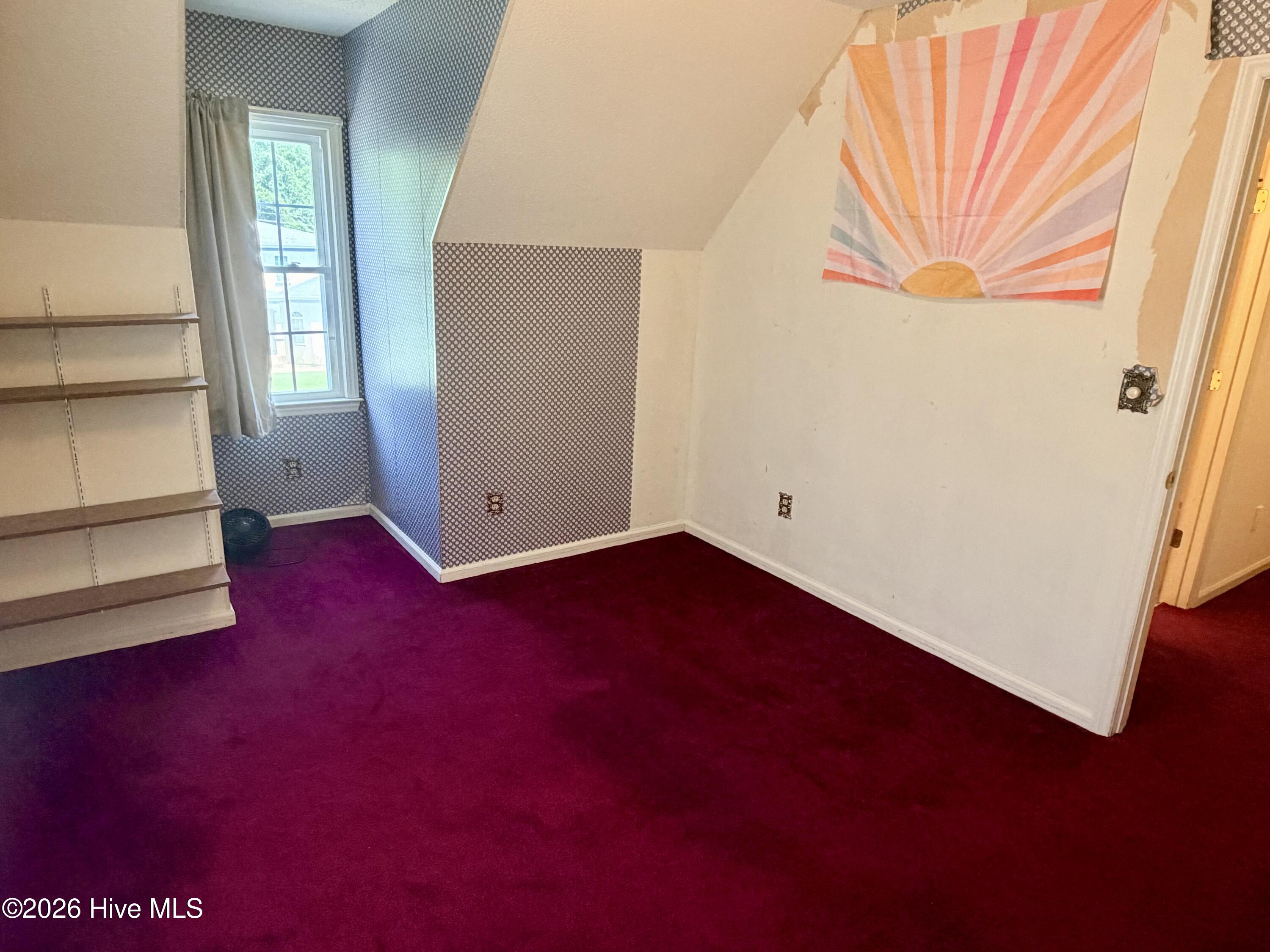 1070 W River Run Property Photo 25