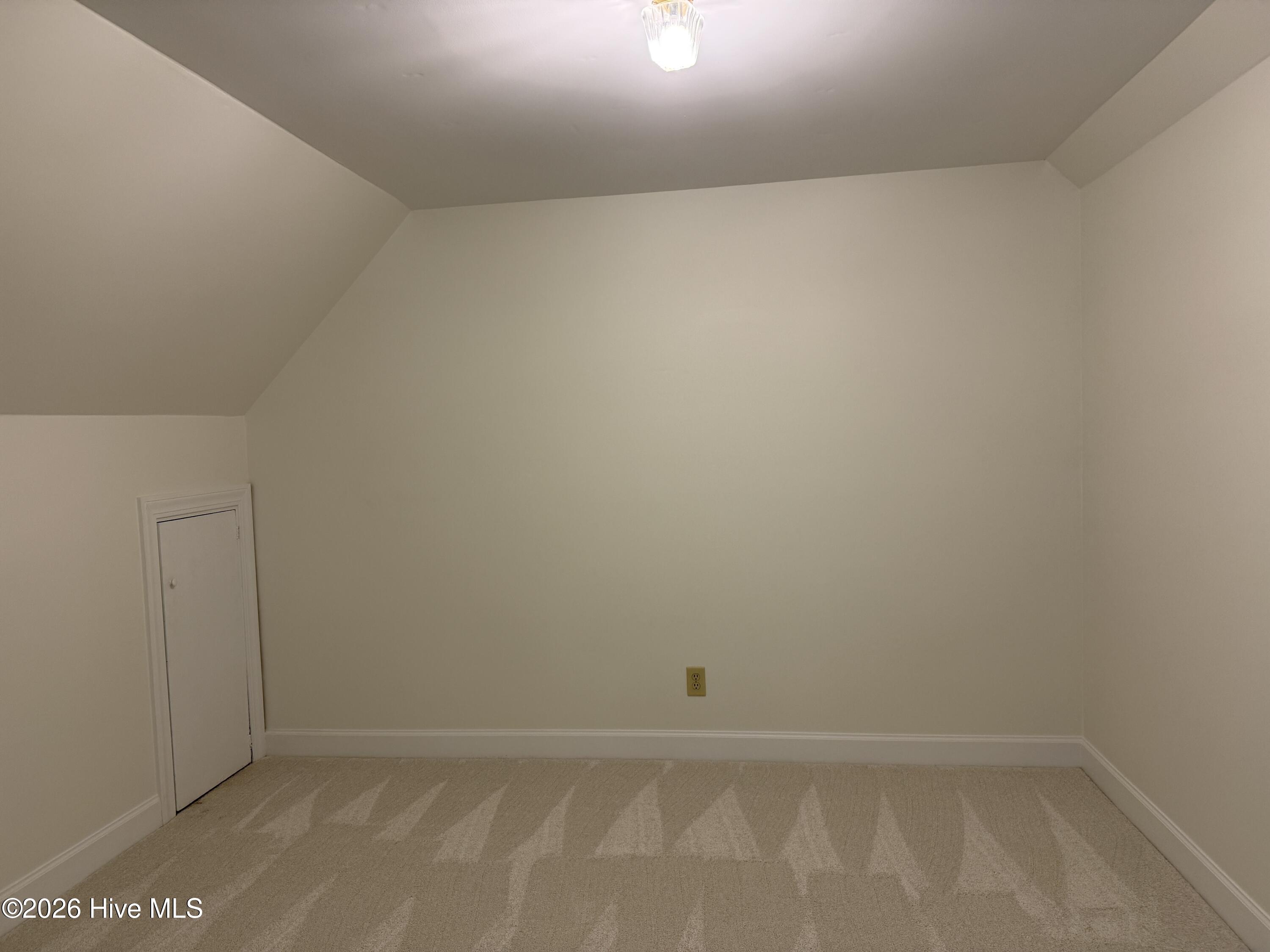 2207 Greenwich Lane Nw Property Photo 39