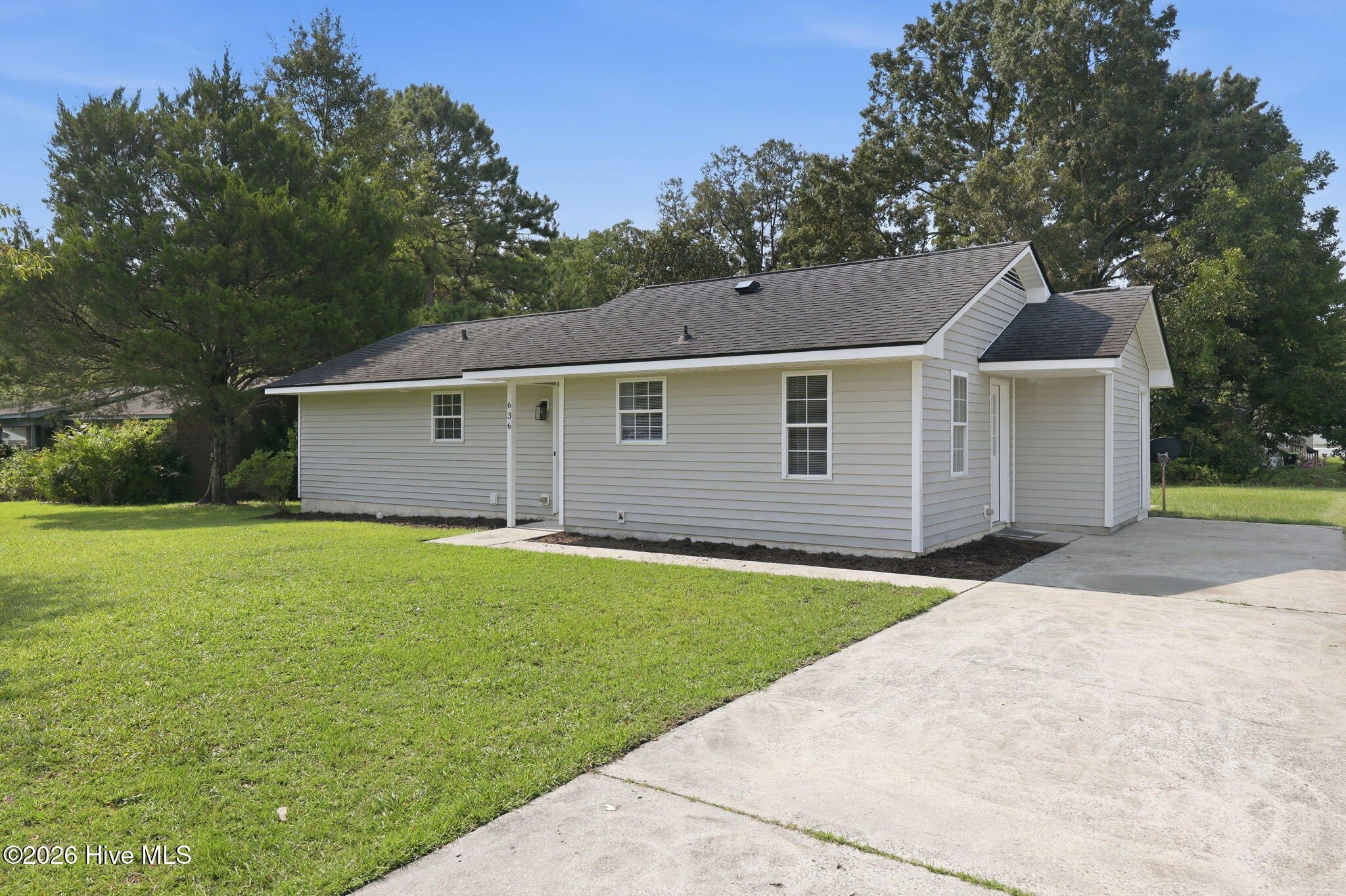 636 Hill Road Circle Property Photo 2