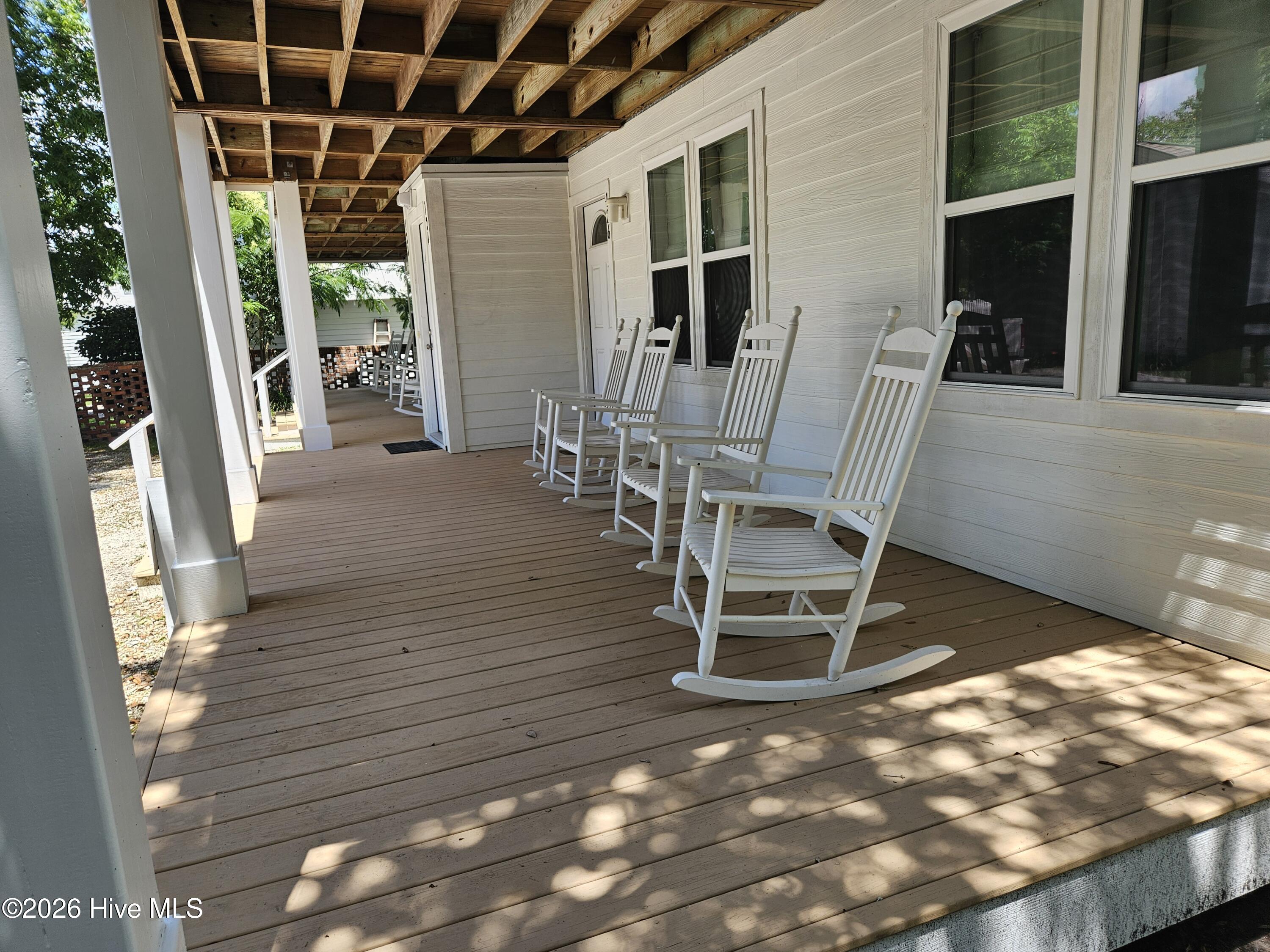 124 Sunset Lane Property Photo 2