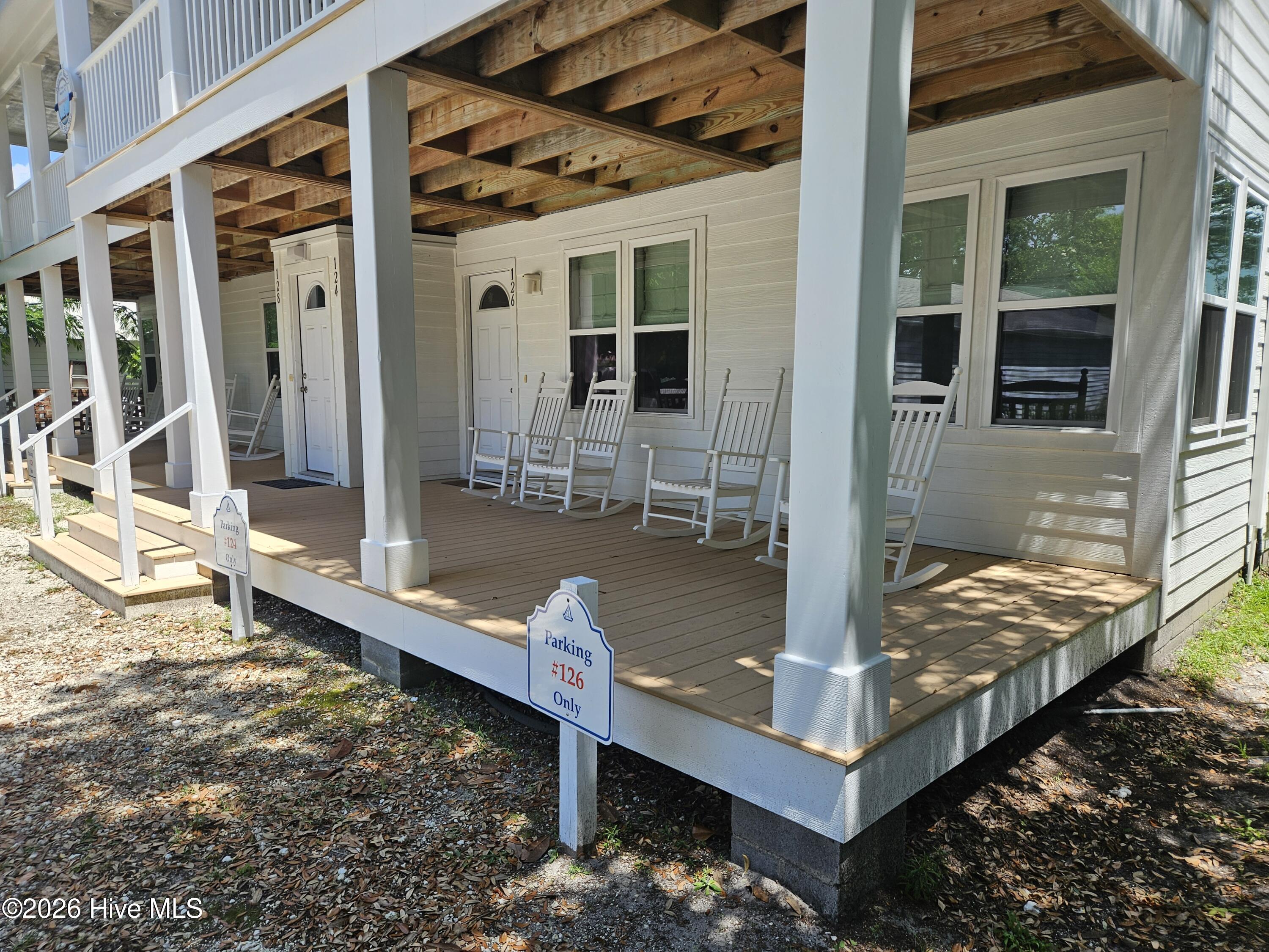 124 Sunset Lane Property Photo 10
