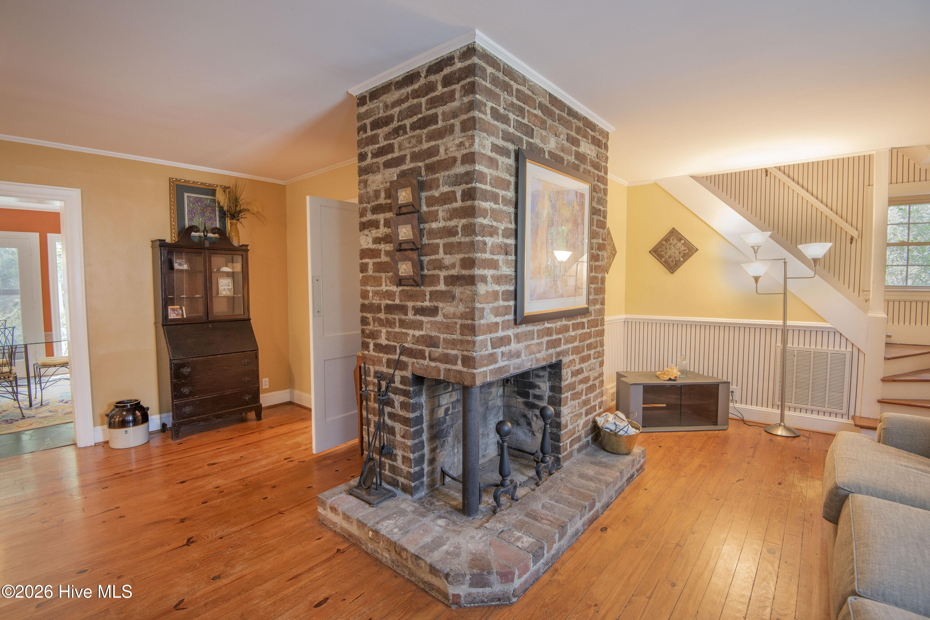 1605 Longview Avenue Property Photo 8