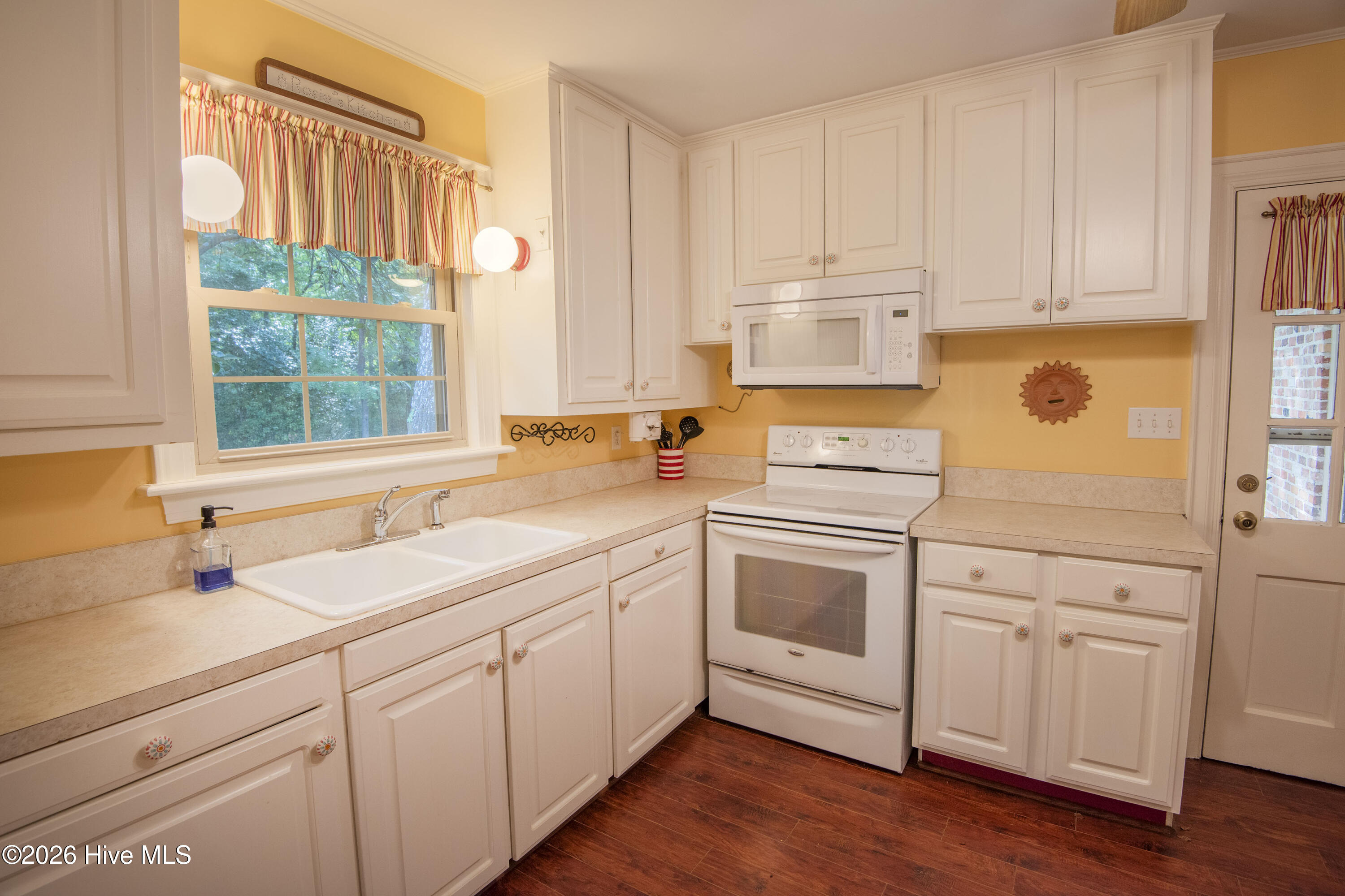 1605 Longview Avenue Property Photo 11
