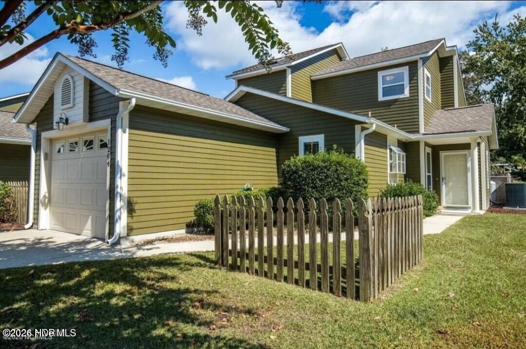 1204 Cedarwood Village Property Photo 3
