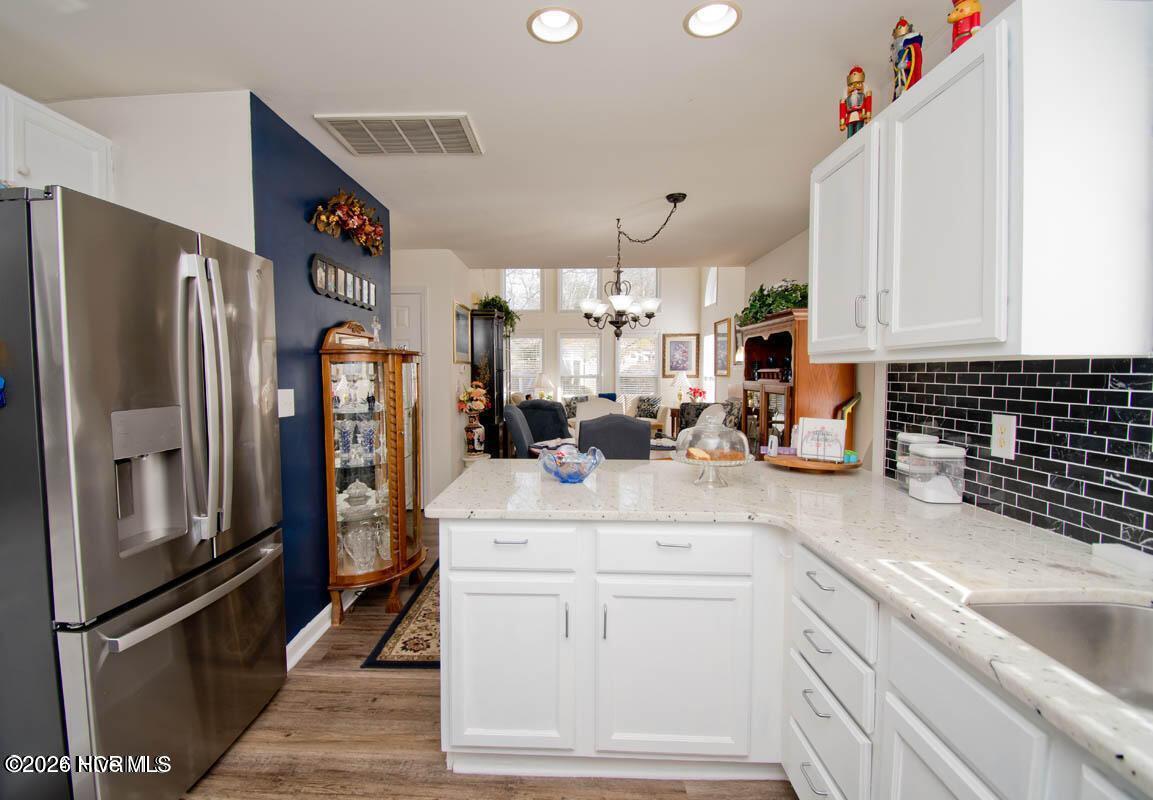 1204 Cedarwood Village Property Photo 8