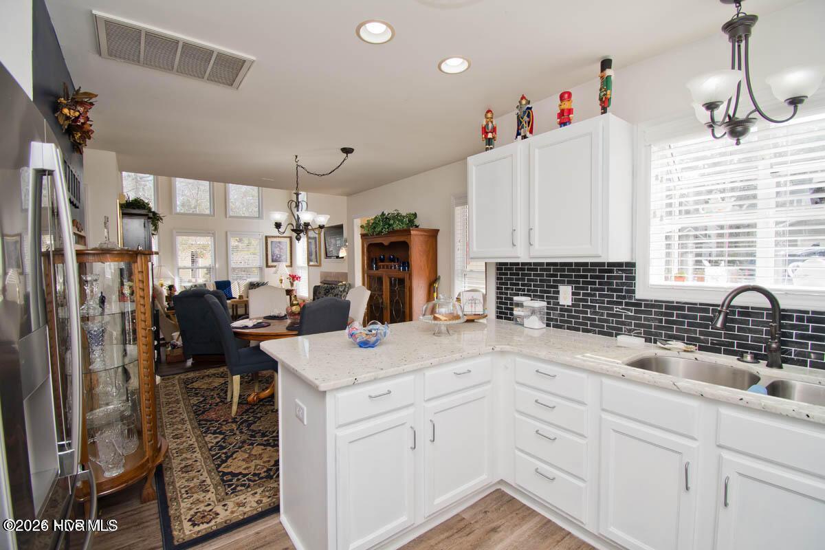 1204 Cedarwood Village Property Photo 13
