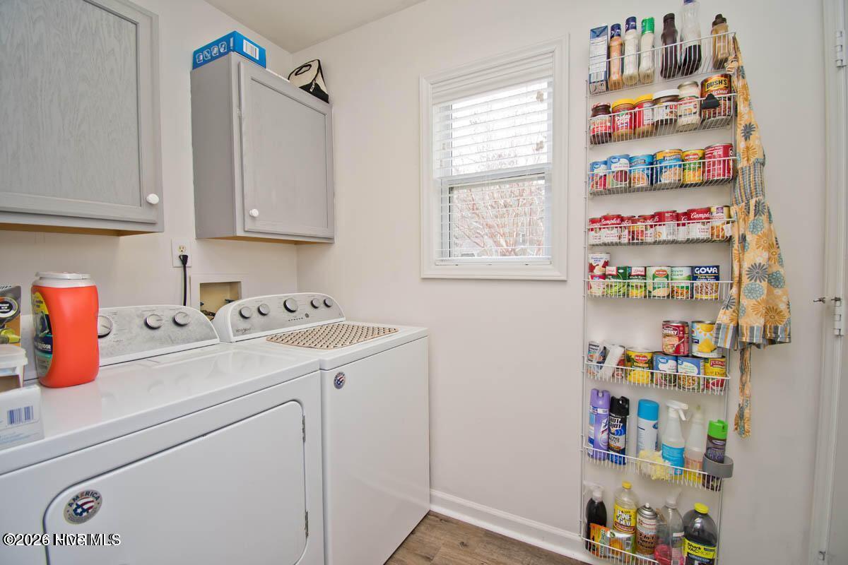 1204 Cedarwood Village Property Photo 14