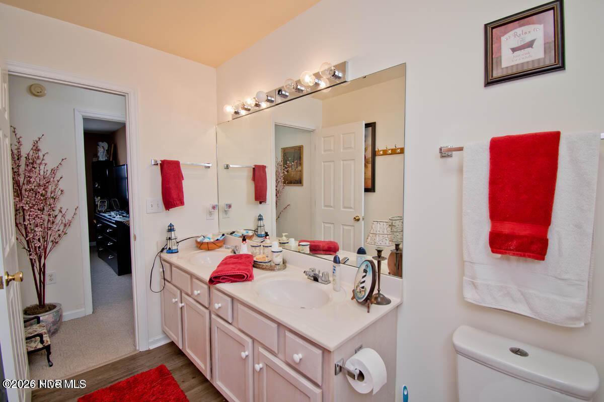 1204 Cedarwood Village Property Photo 28