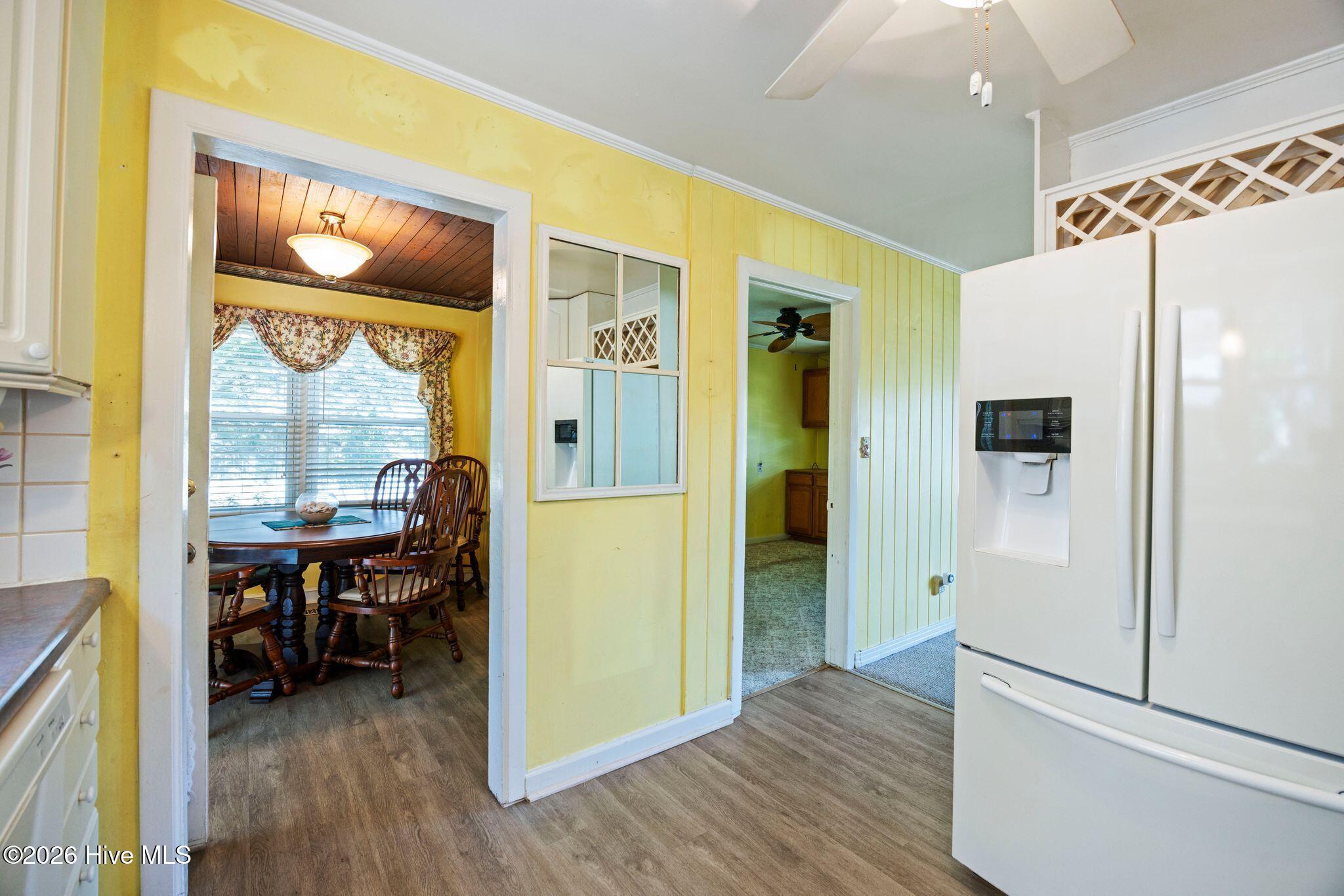 3701 E Oak Island Drive Property Photo 17