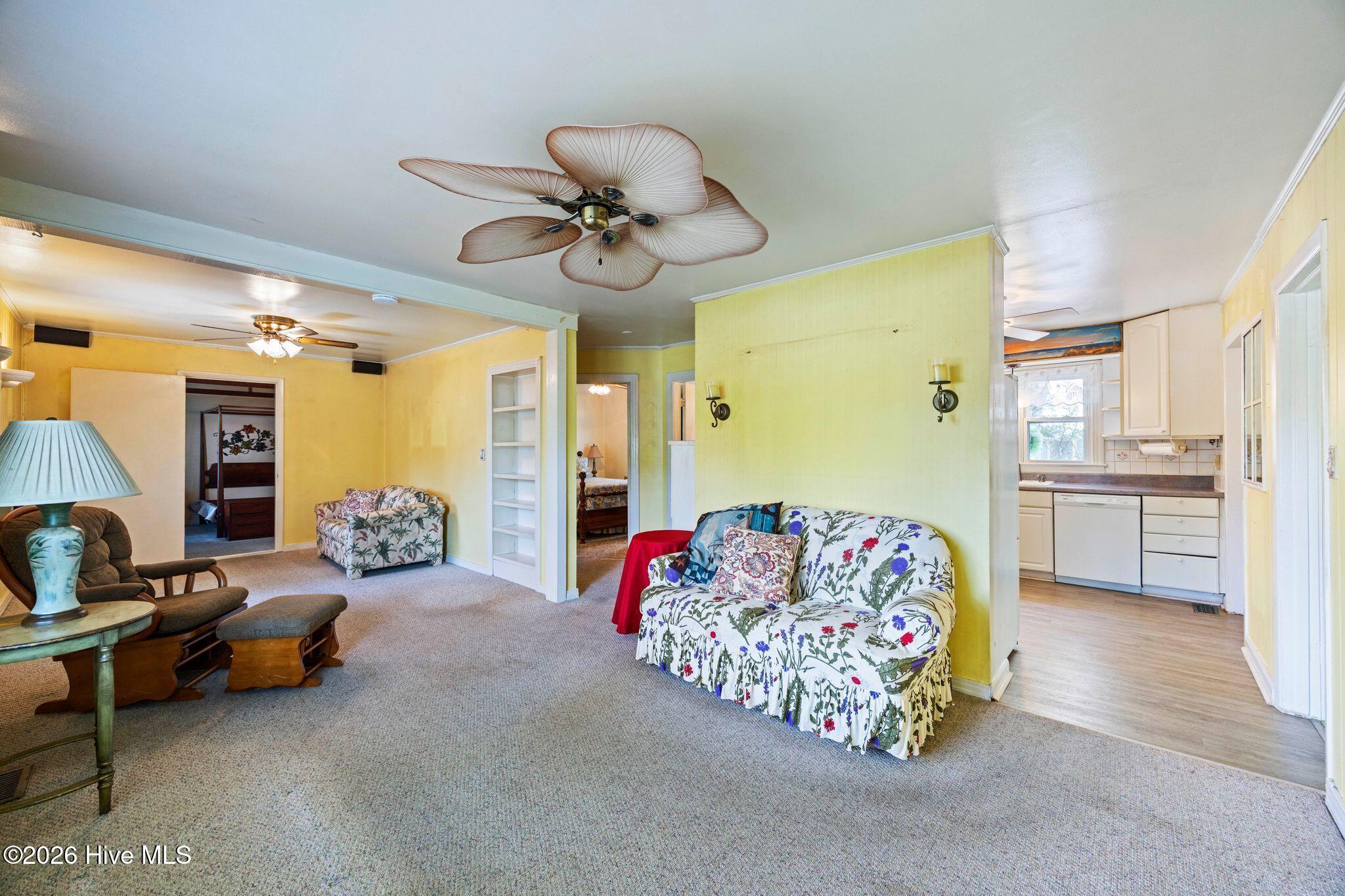 3701 E Oak Island Drive Property Photo 21