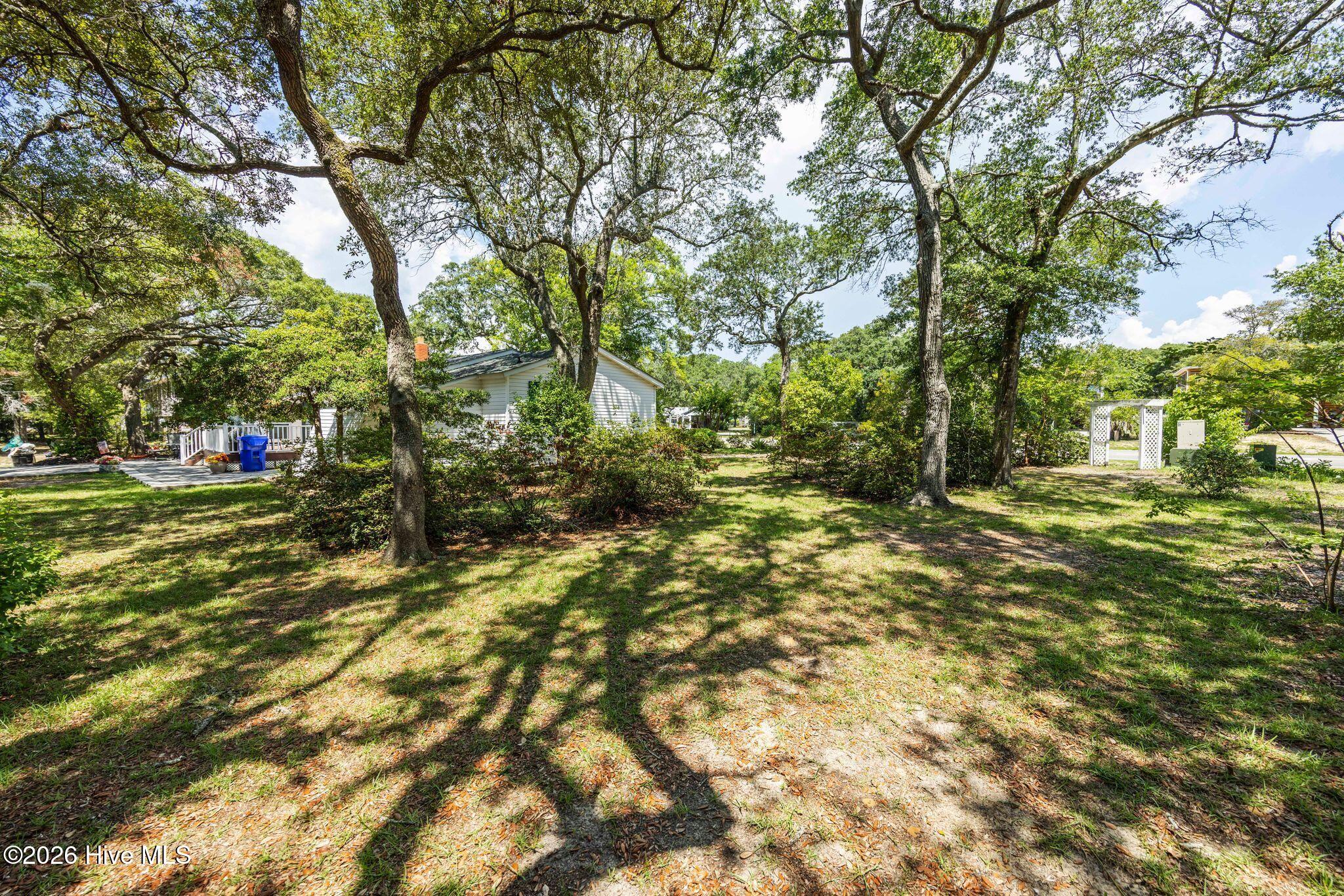 3701 E Oak Island Drive Property Photo 40