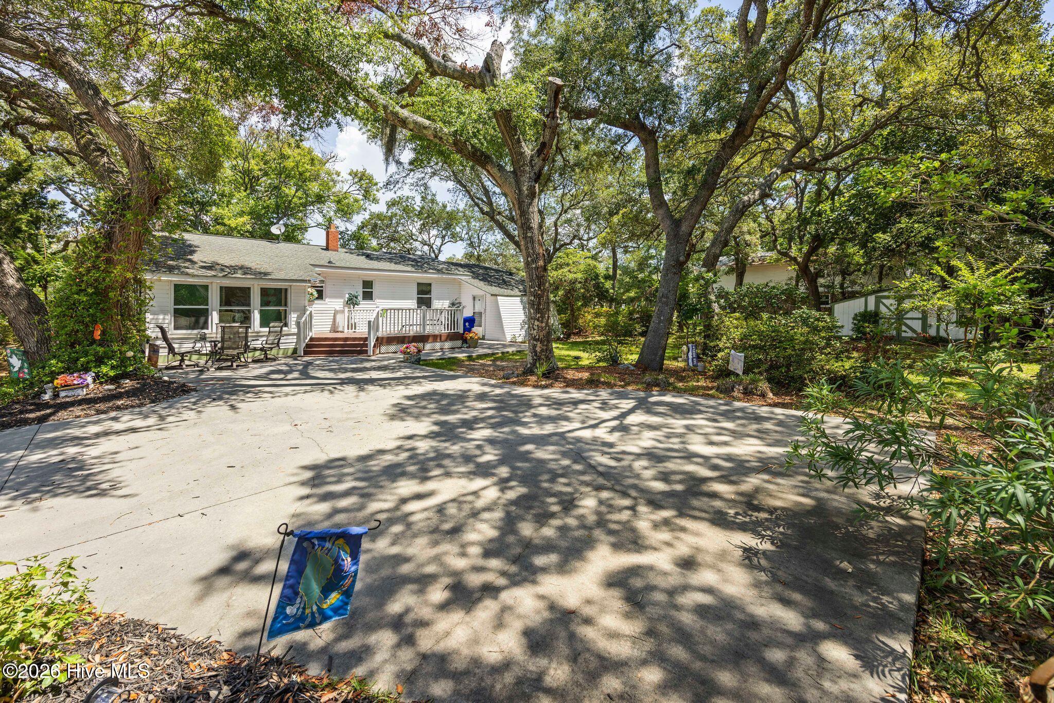 3701 E Oak Island Drive Property Photo 42
