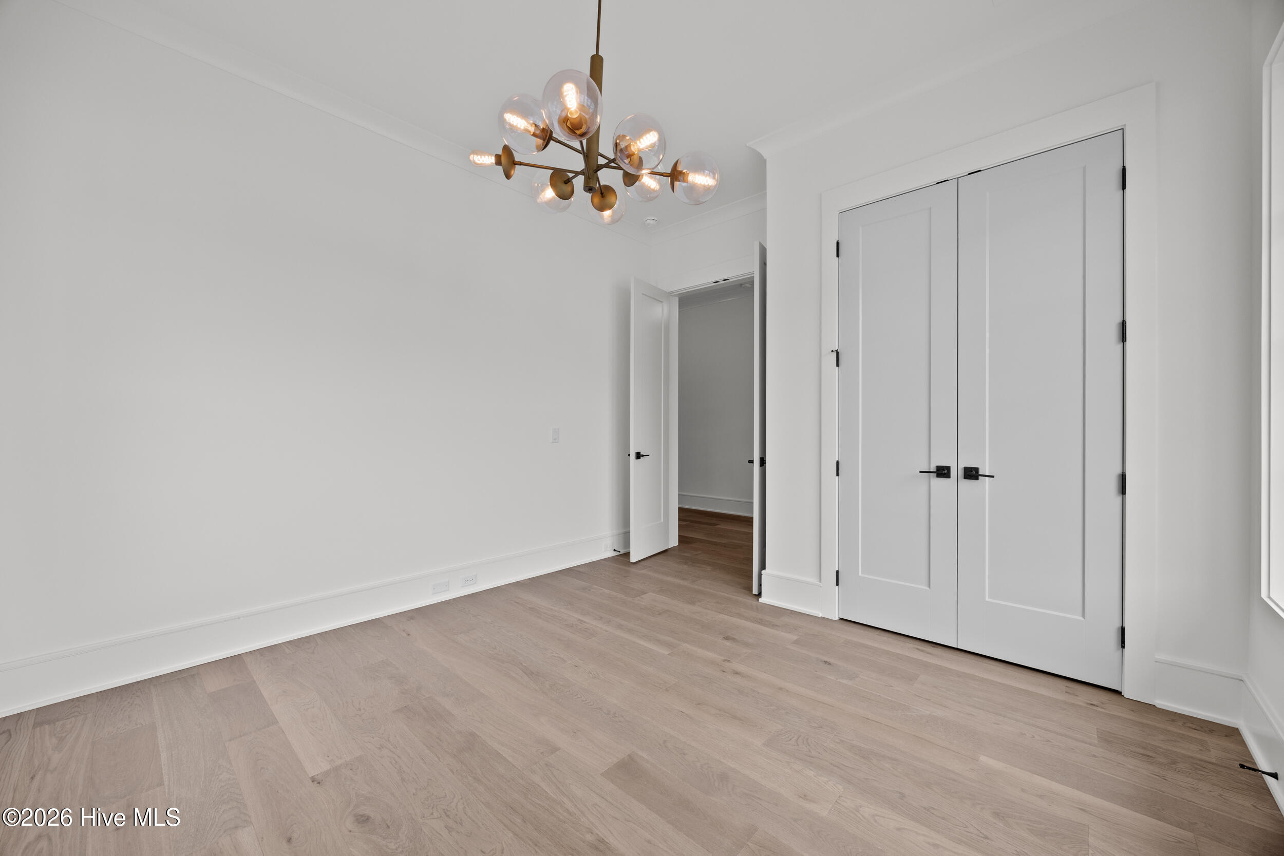 621 Waterstone Drive Property Photo 10