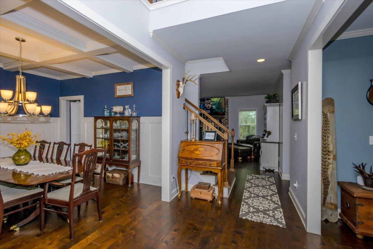 706 William Avenue Property Photo 6