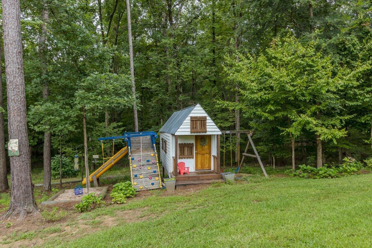 706 William Avenue Property Photo 47
