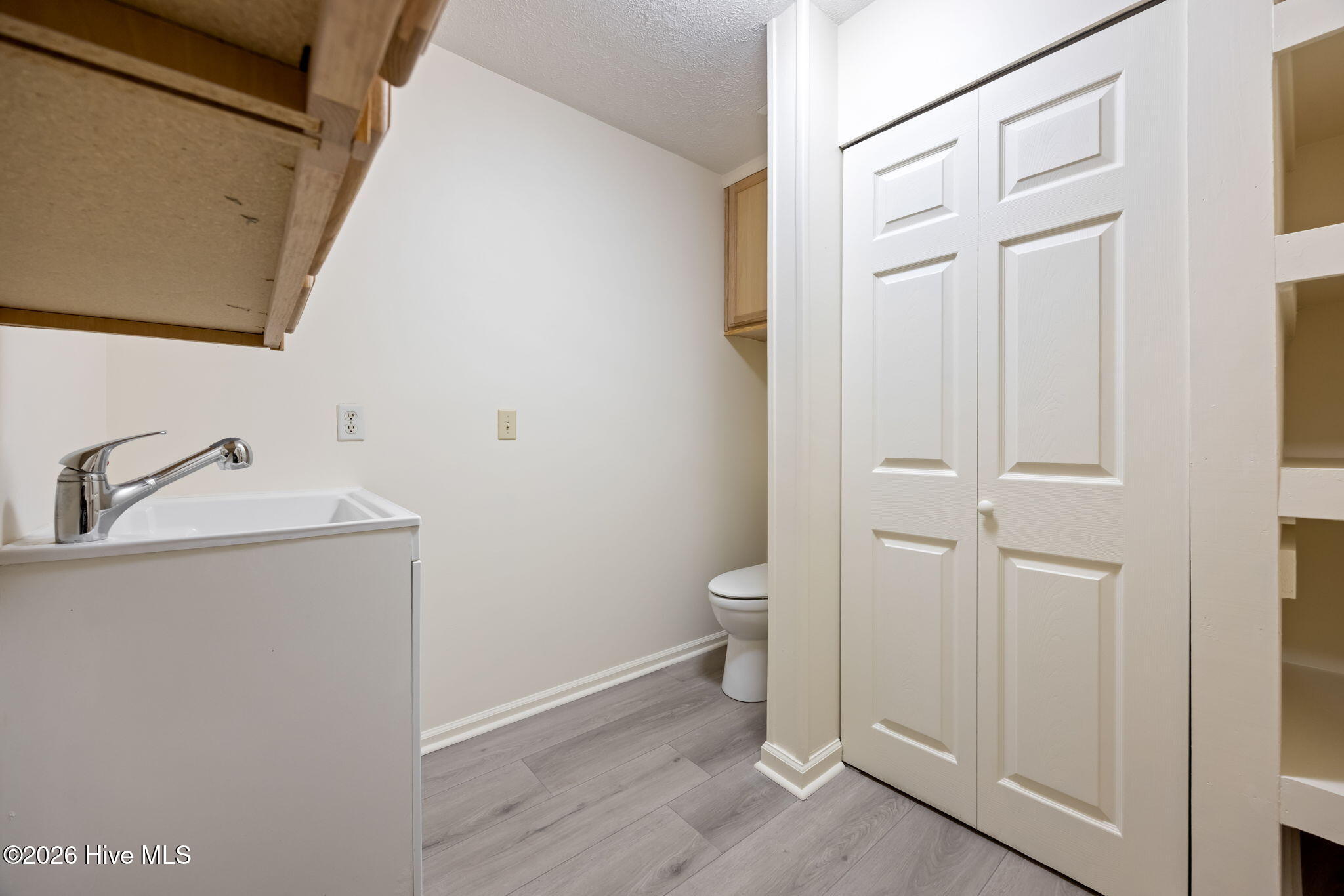 215 Englewood Road Property Photo 15