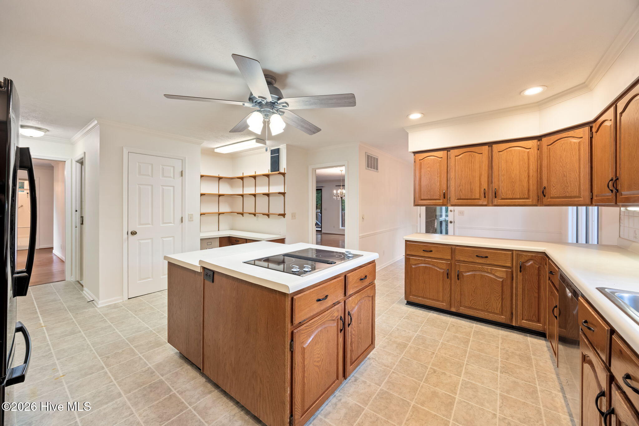 215 Englewood Road Property Photo 20