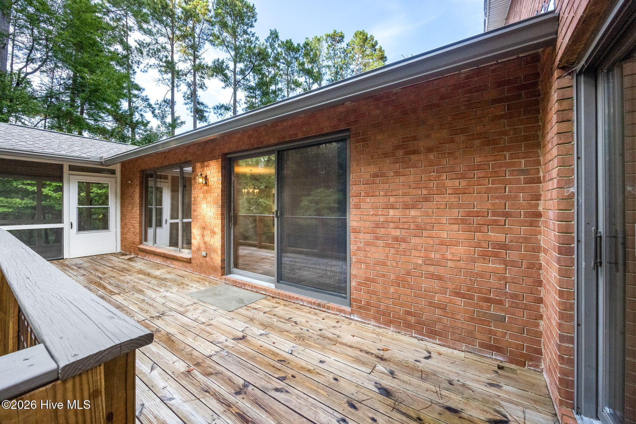 215 Englewood Road Property Photo 29