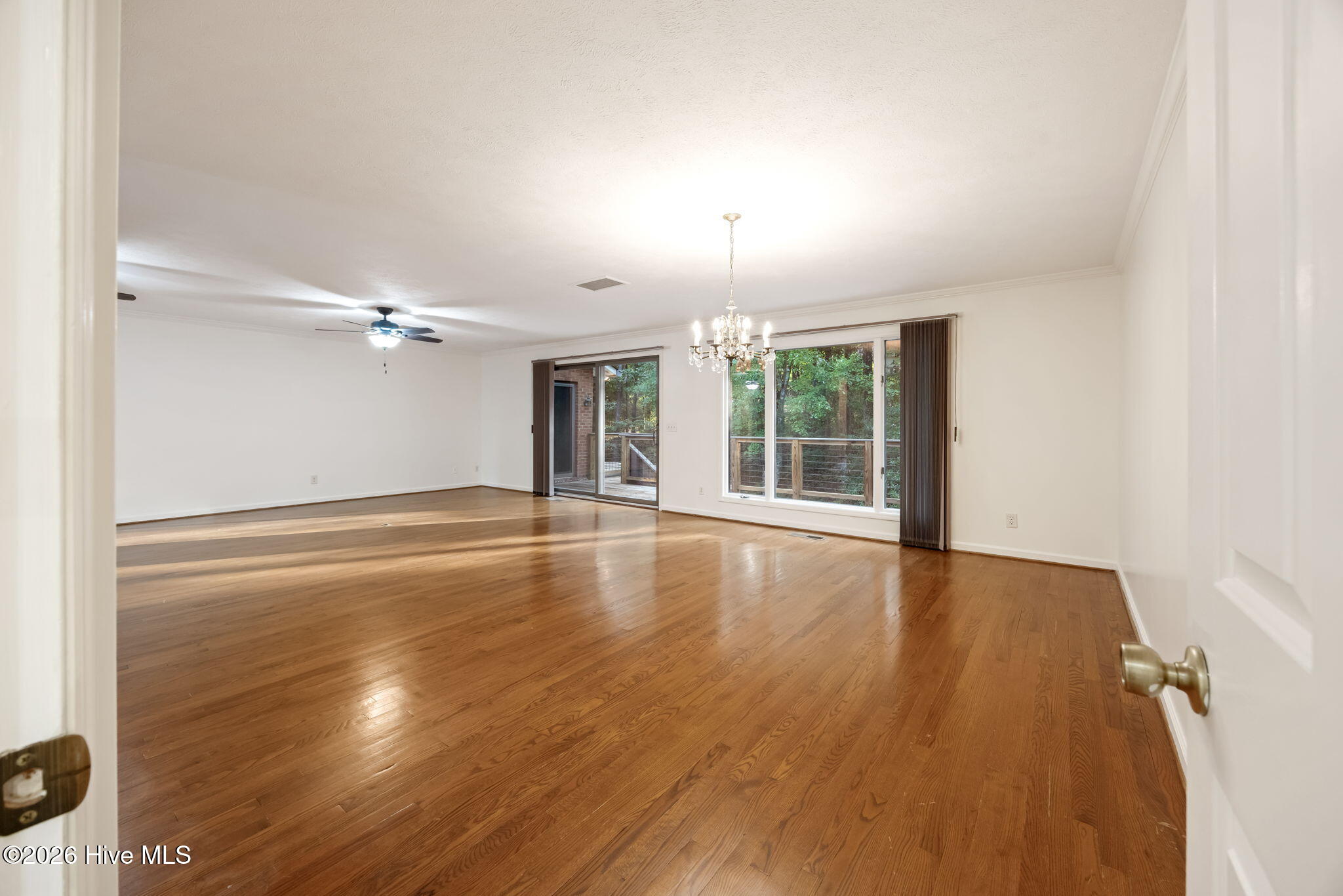 215 Englewood Road Property Photo 30