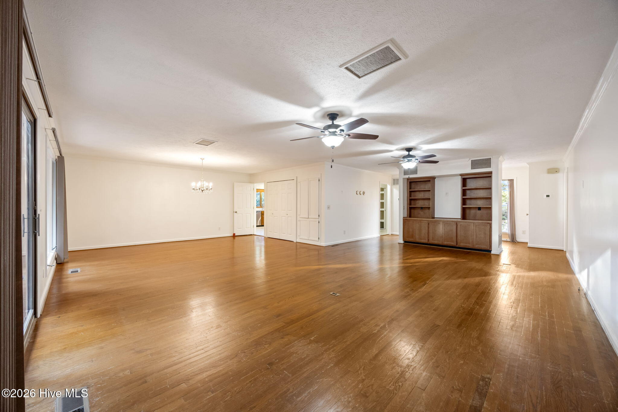 215 Englewood Road Property Photo 32