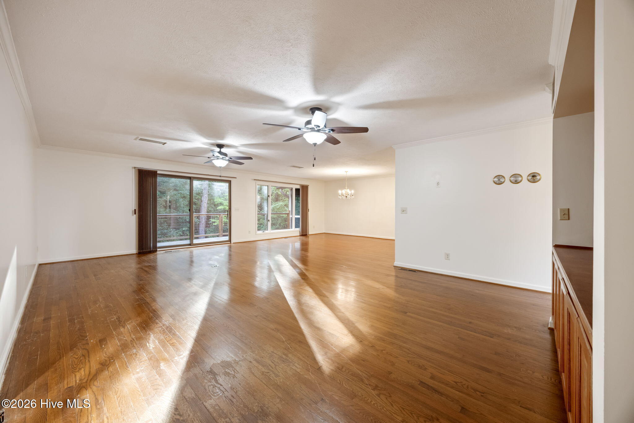 215 Englewood Road Property Photo 34