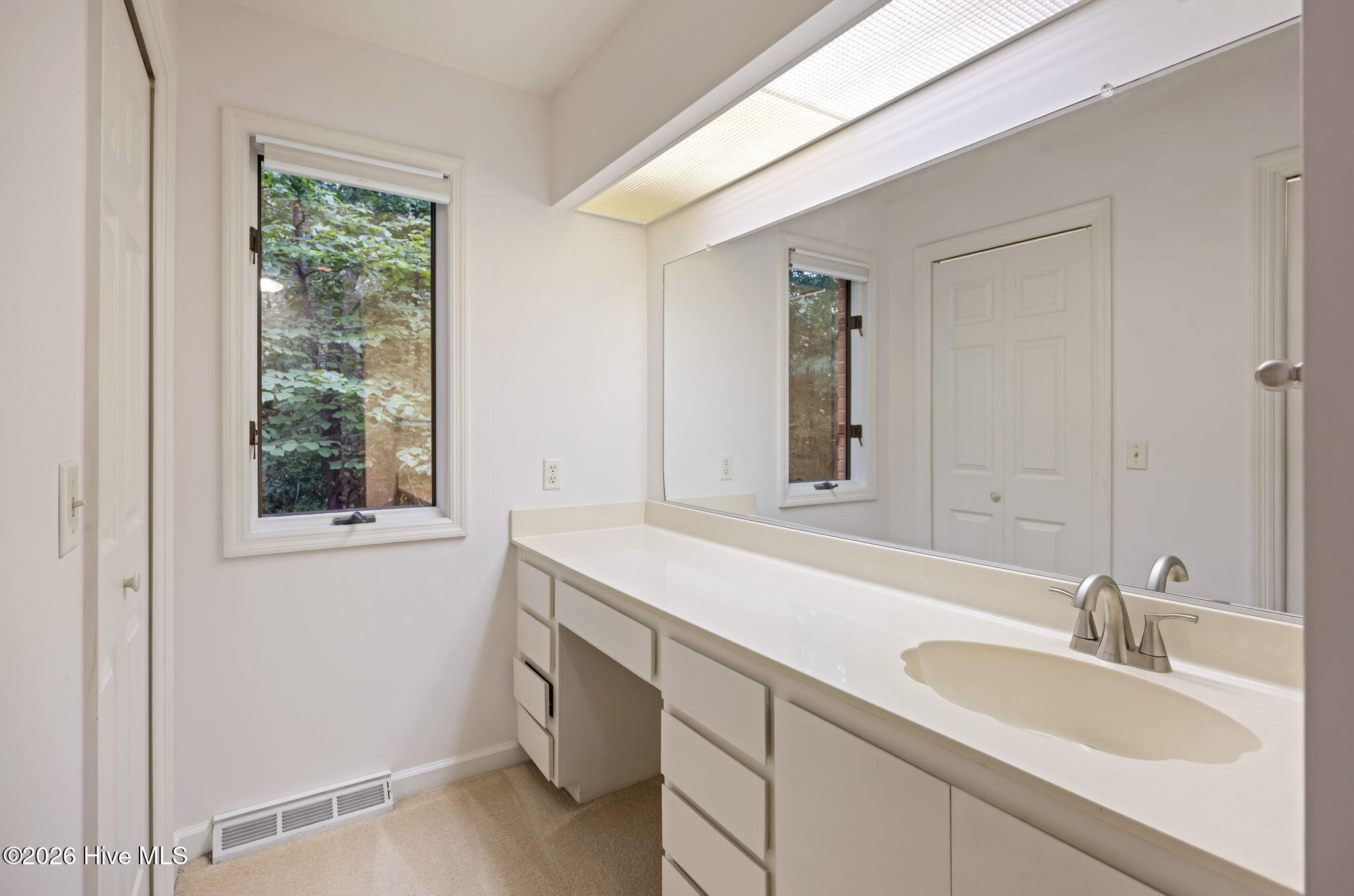 215 Englewood Road Property Photo 44
