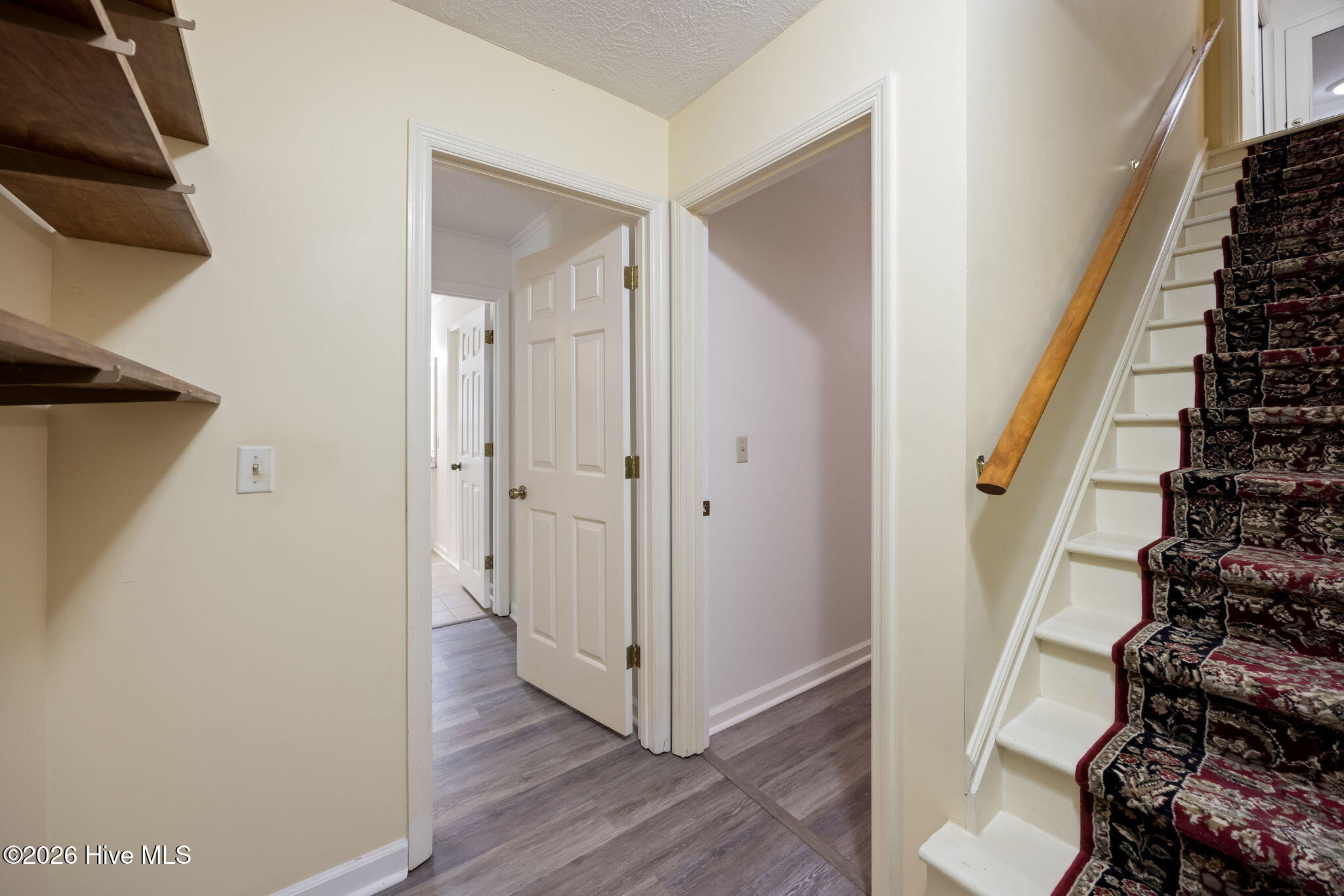 215 Englewood Road Property Photo 50