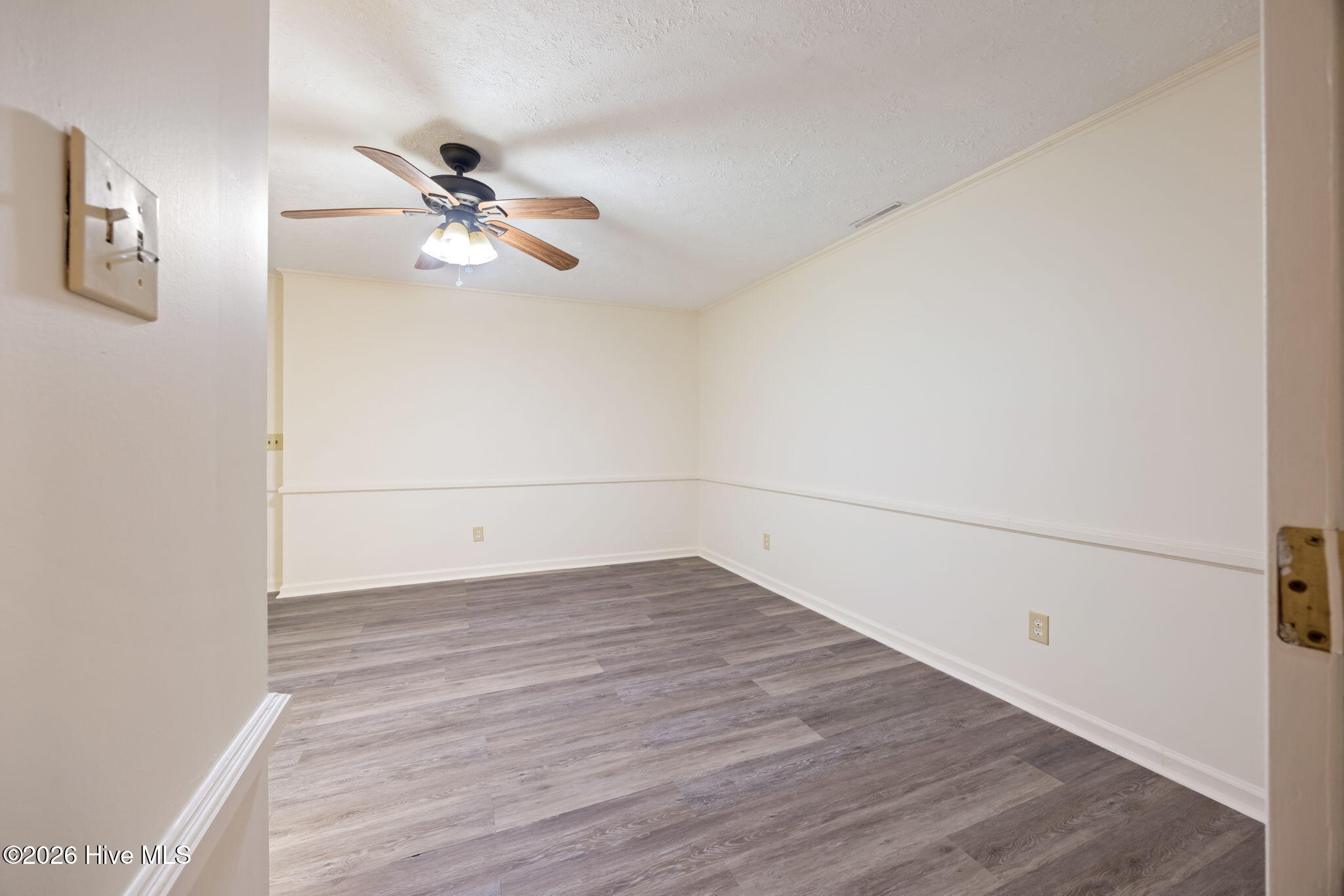 215 Englewood Road Property Photo 52