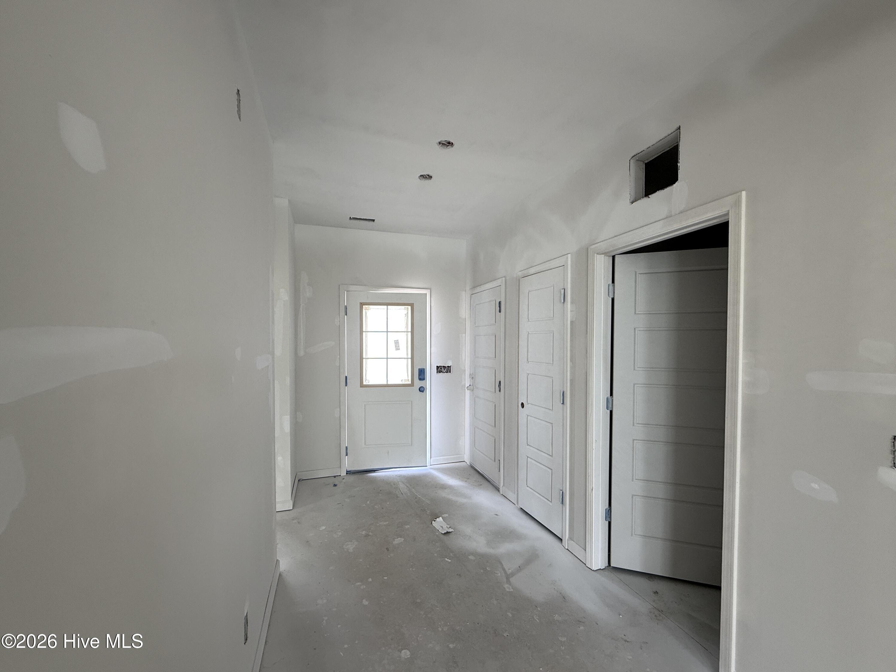 39 E Emily Gardens Drive Property Photo 2